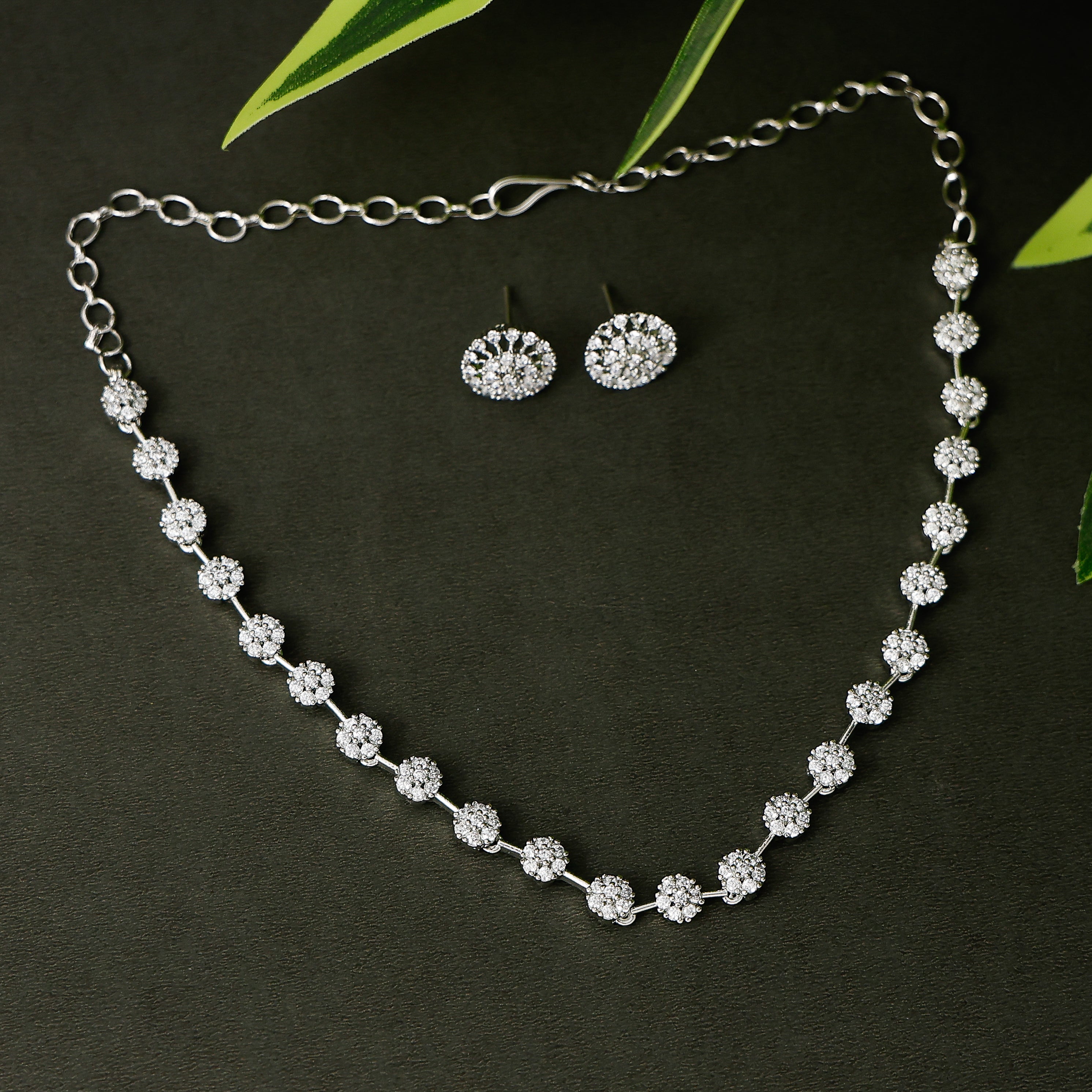 Floral Short Necklace with Earring