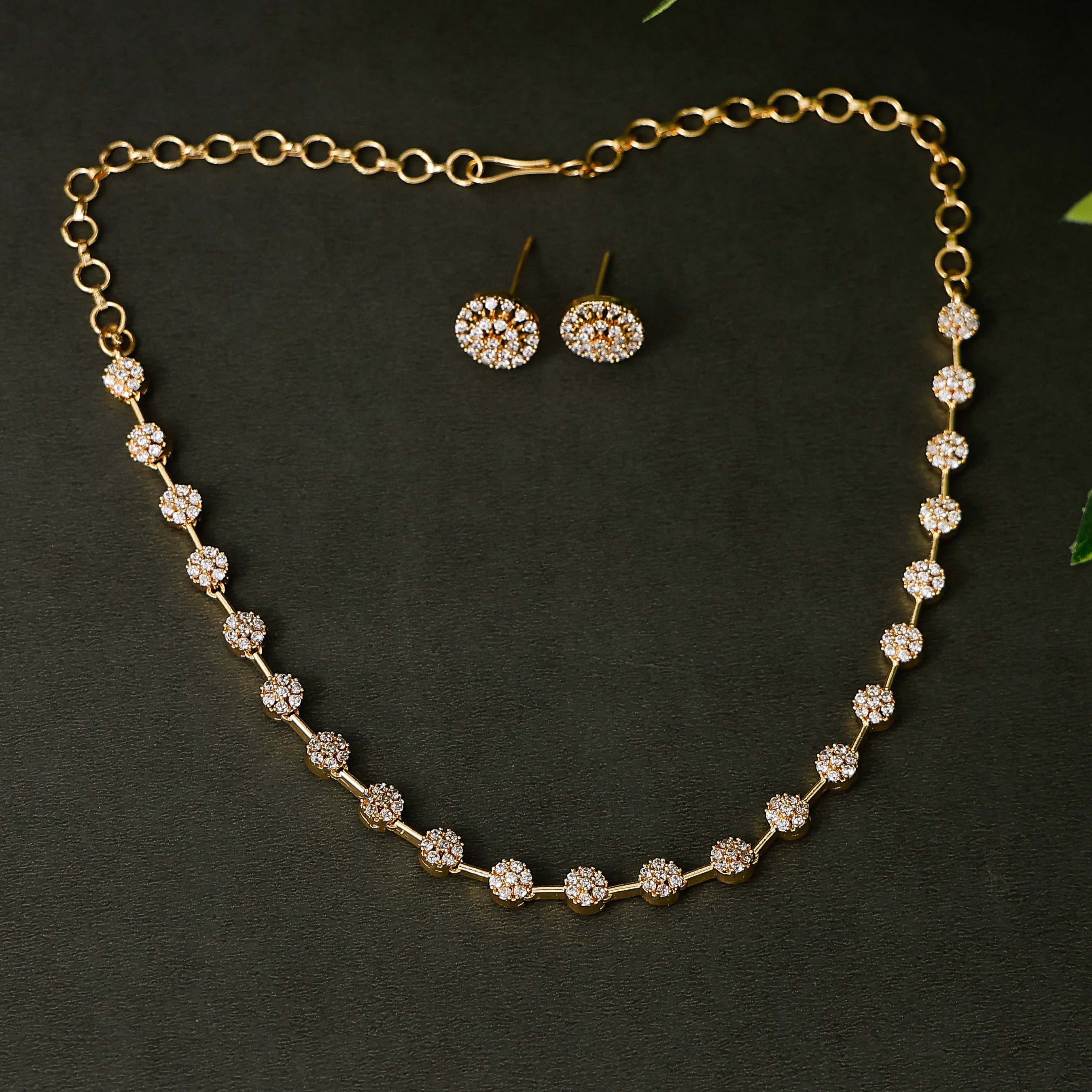 Floral Short Necklace with Earring