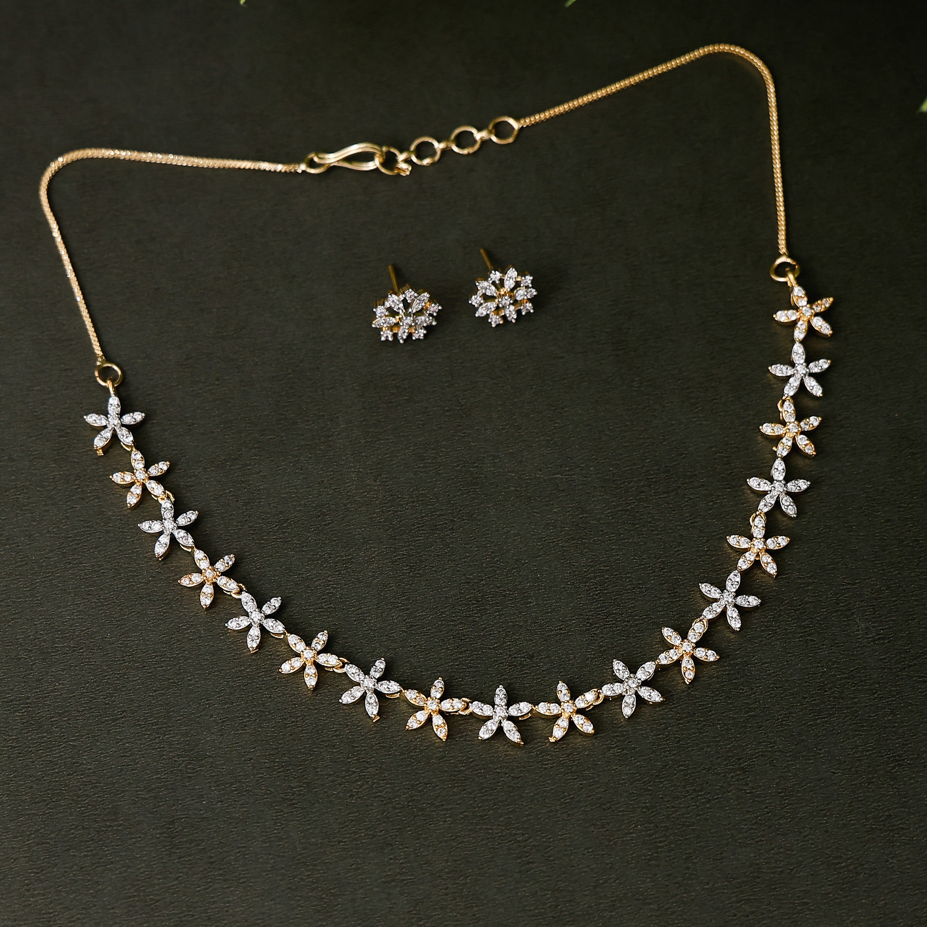 Star Short Necklace with Earring
