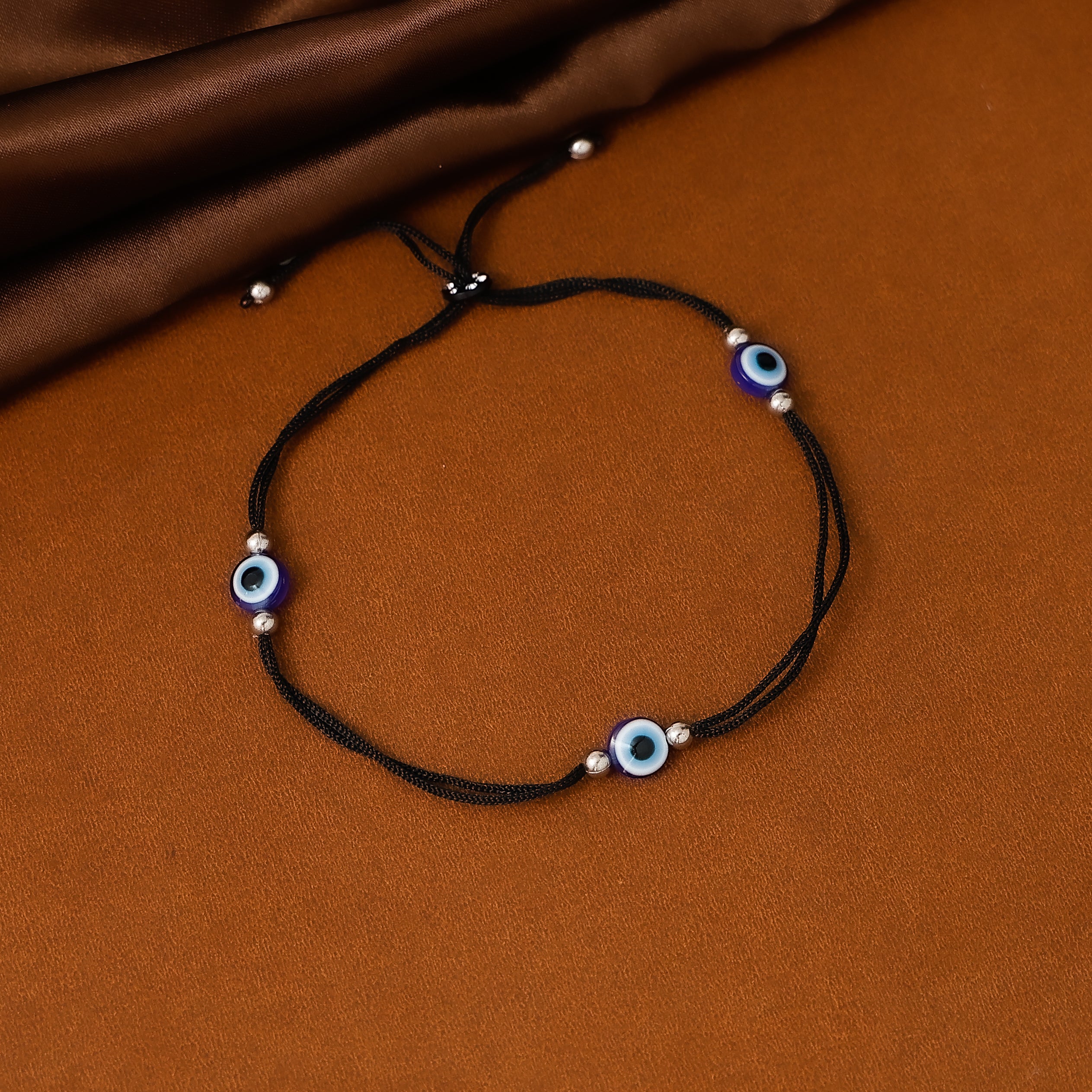 Stylish women’s black thread anklet jewellery