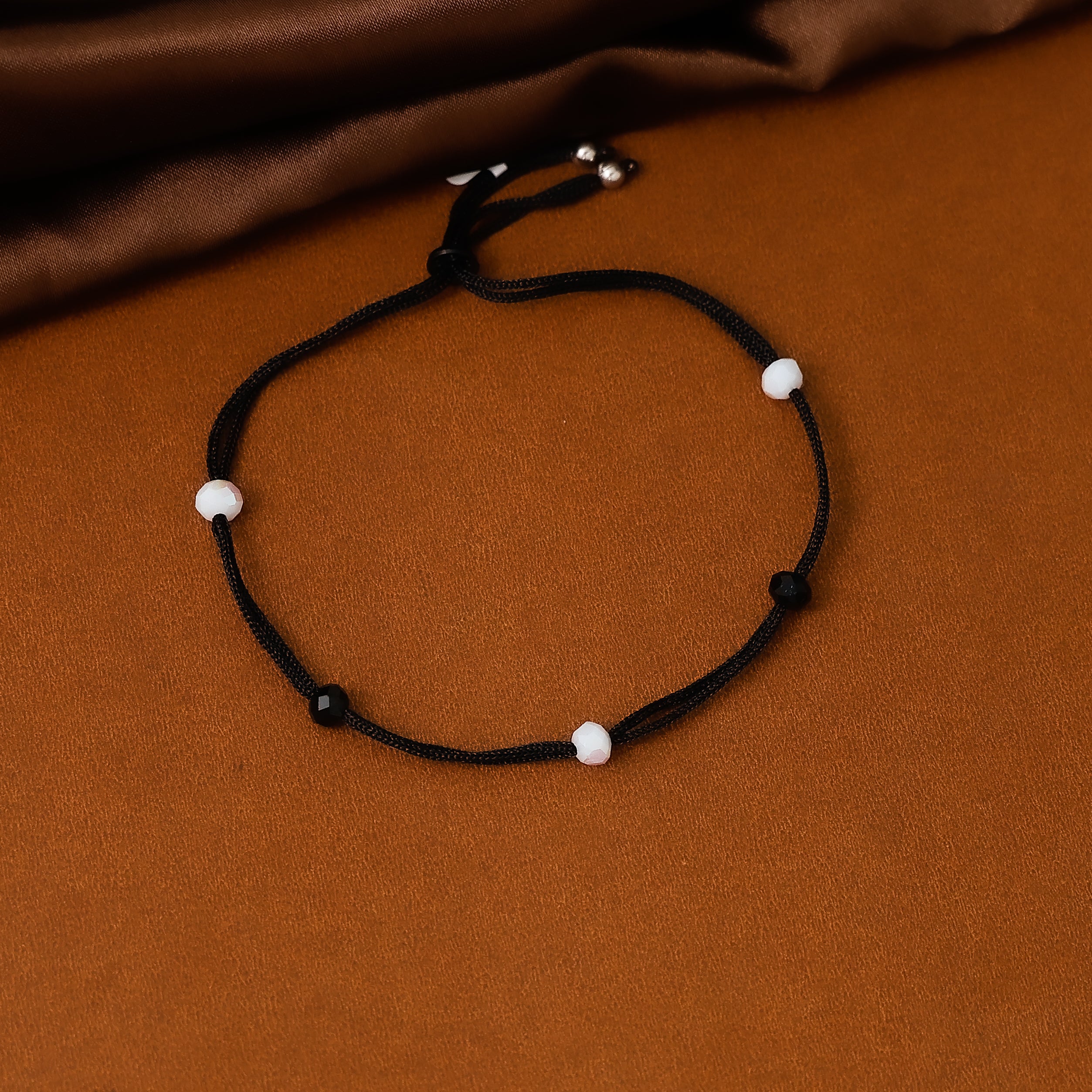 Black thread single piece anklet for women