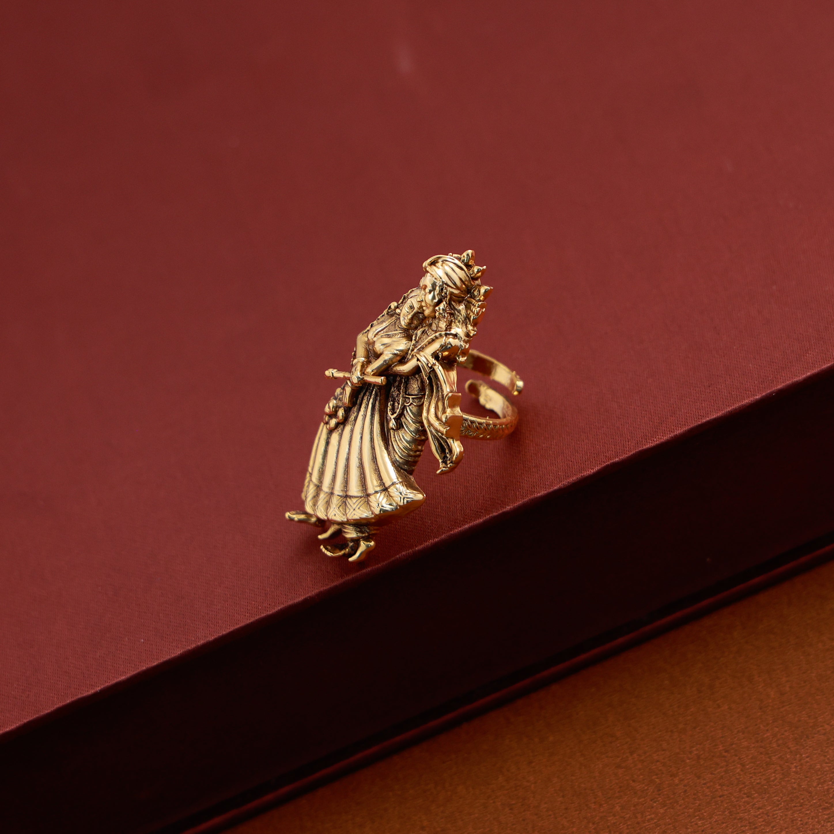 Radha Krishna Finger Ring