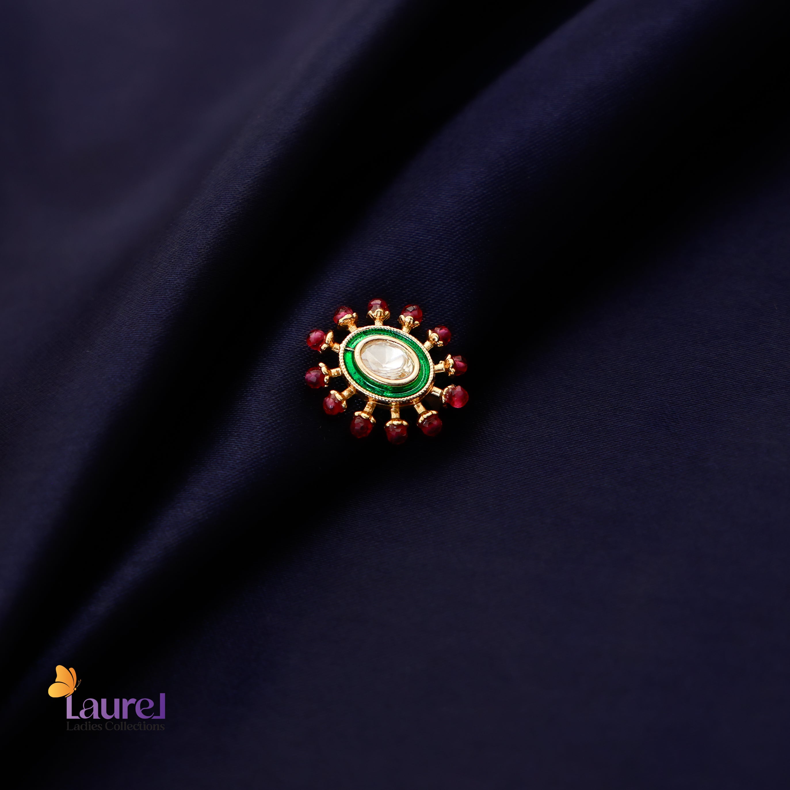Oval Kundan Nose Ring