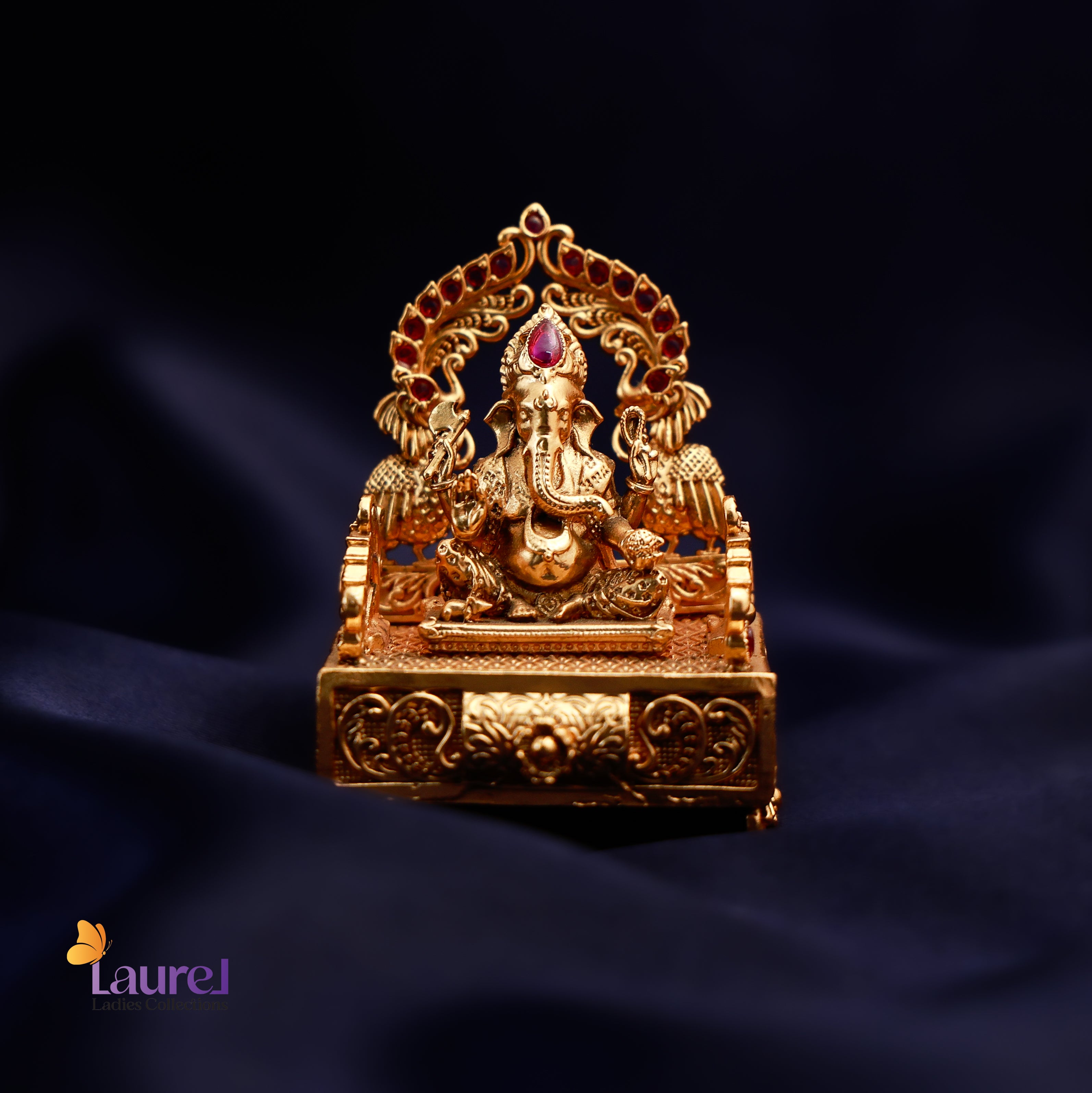 Ganesha Sindhoor Dabi