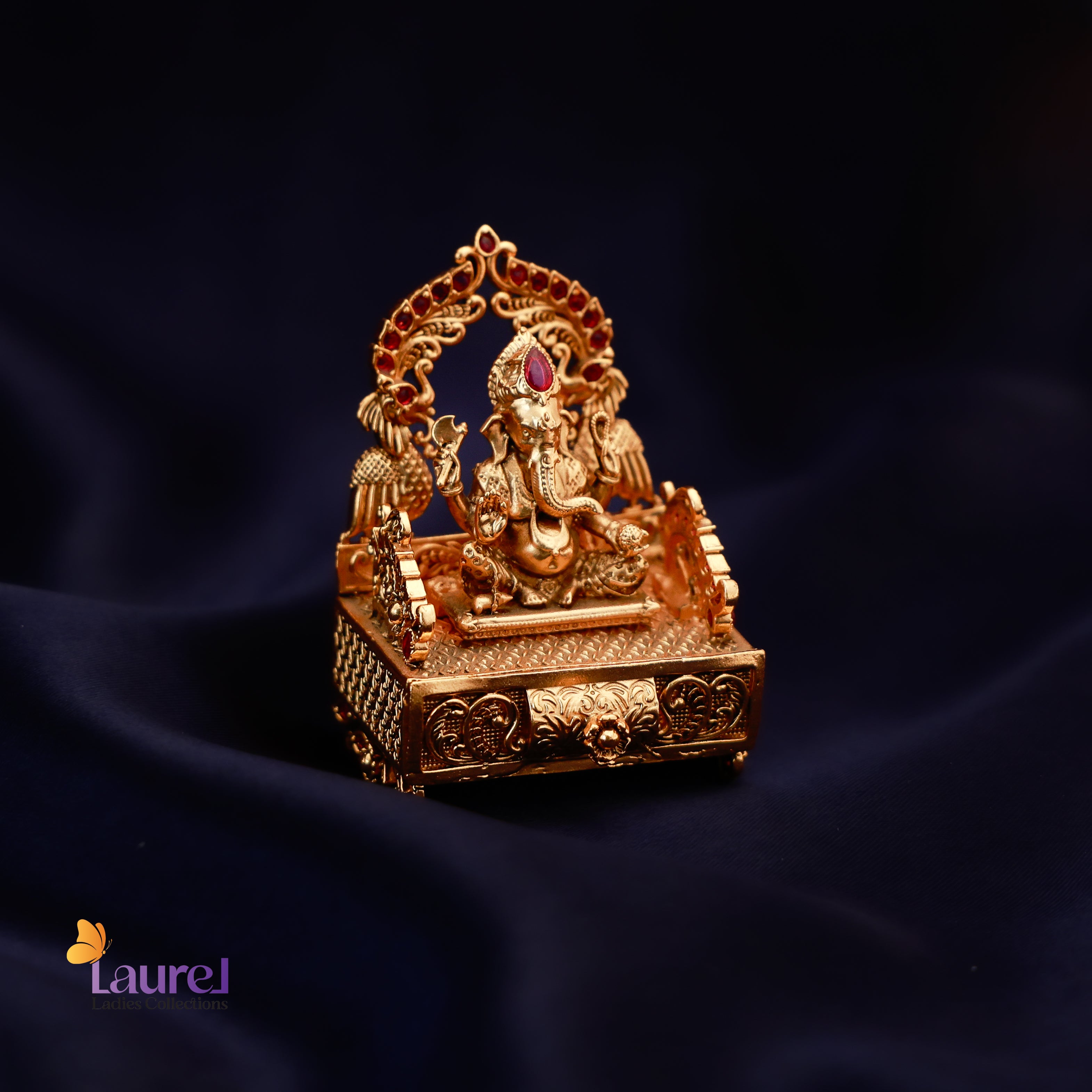 Ganesha Sindhoor Dabi