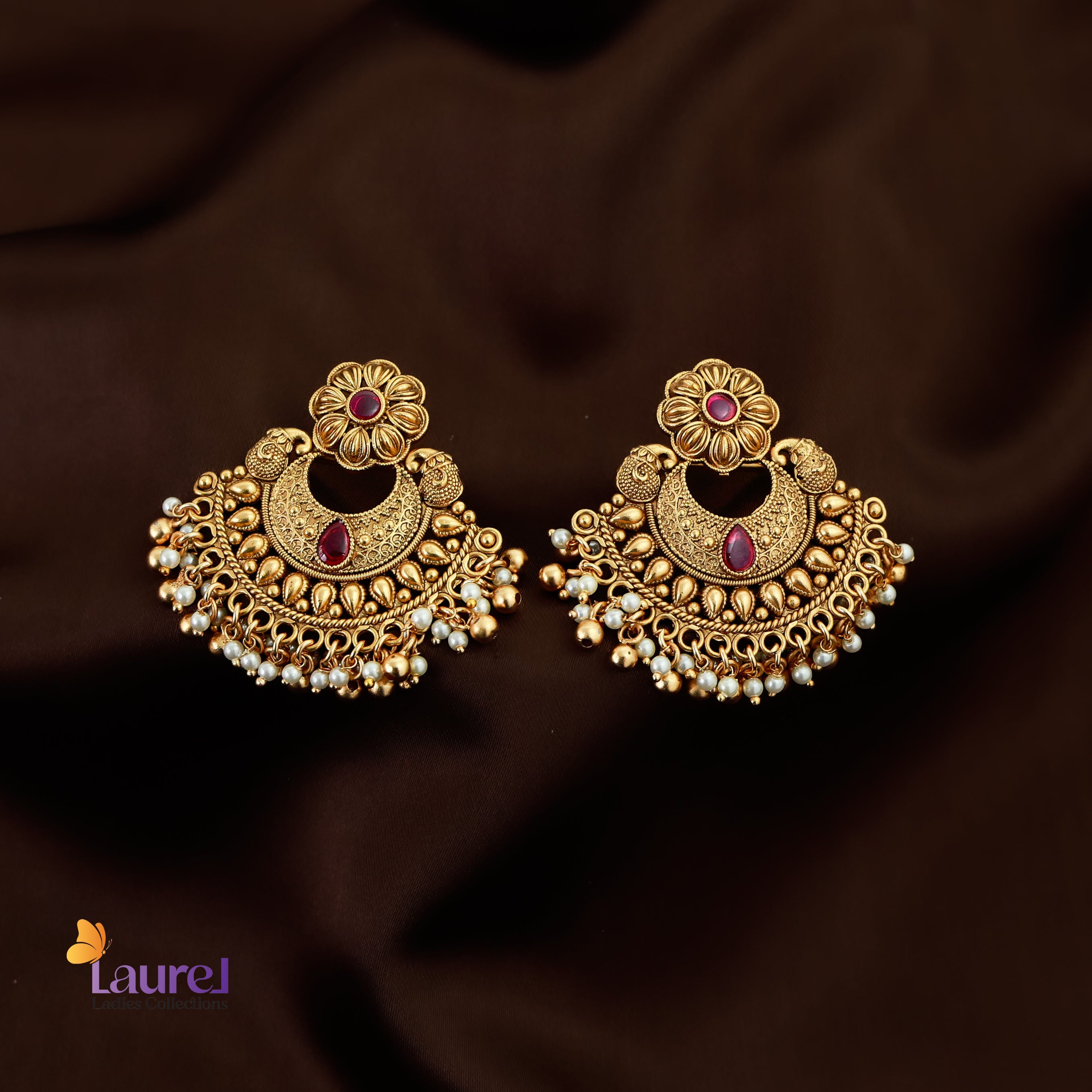 Flower Pearl Earring