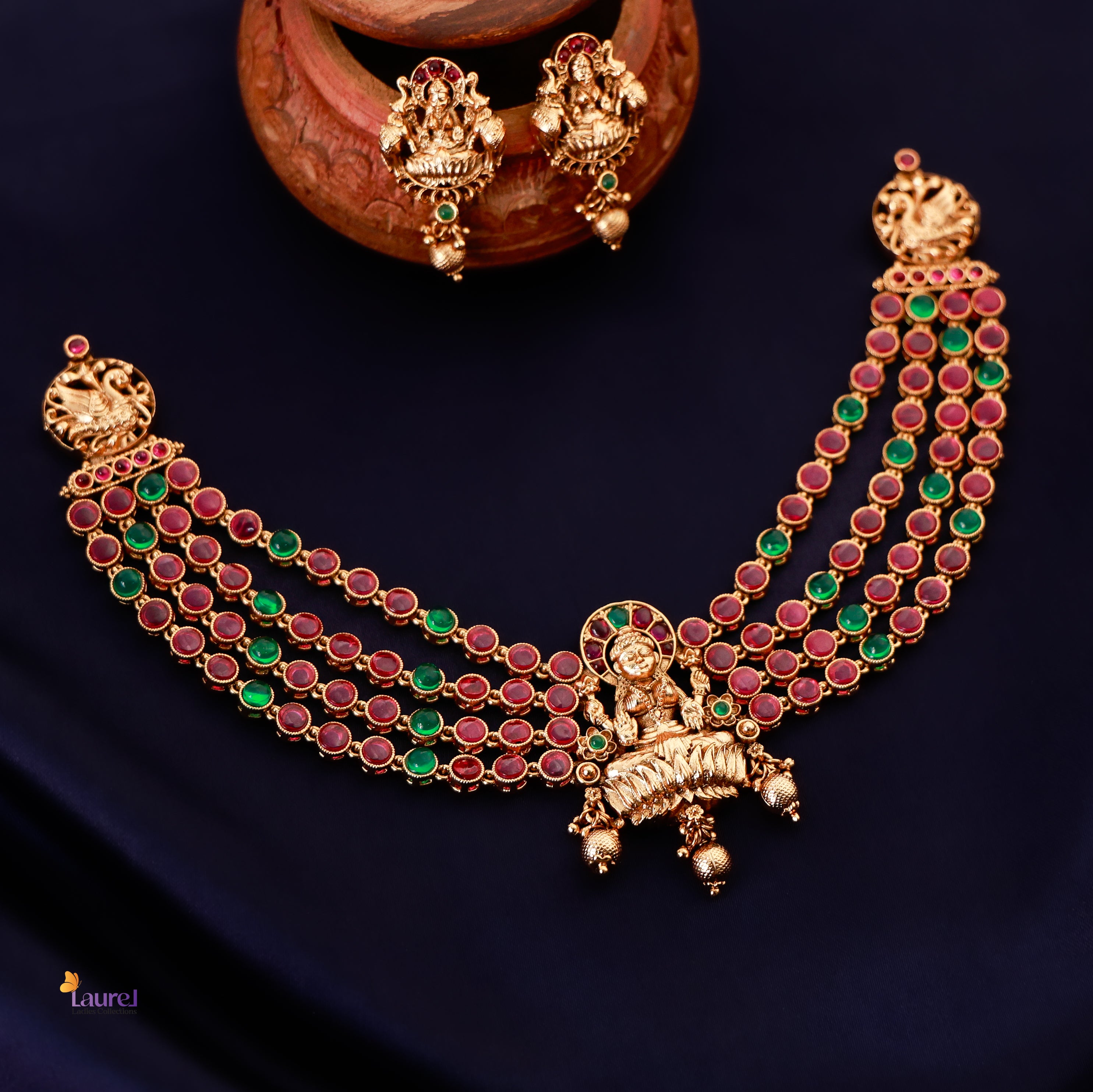 Devi Golden Pearl Kemp Stone Neckpiece with Earring