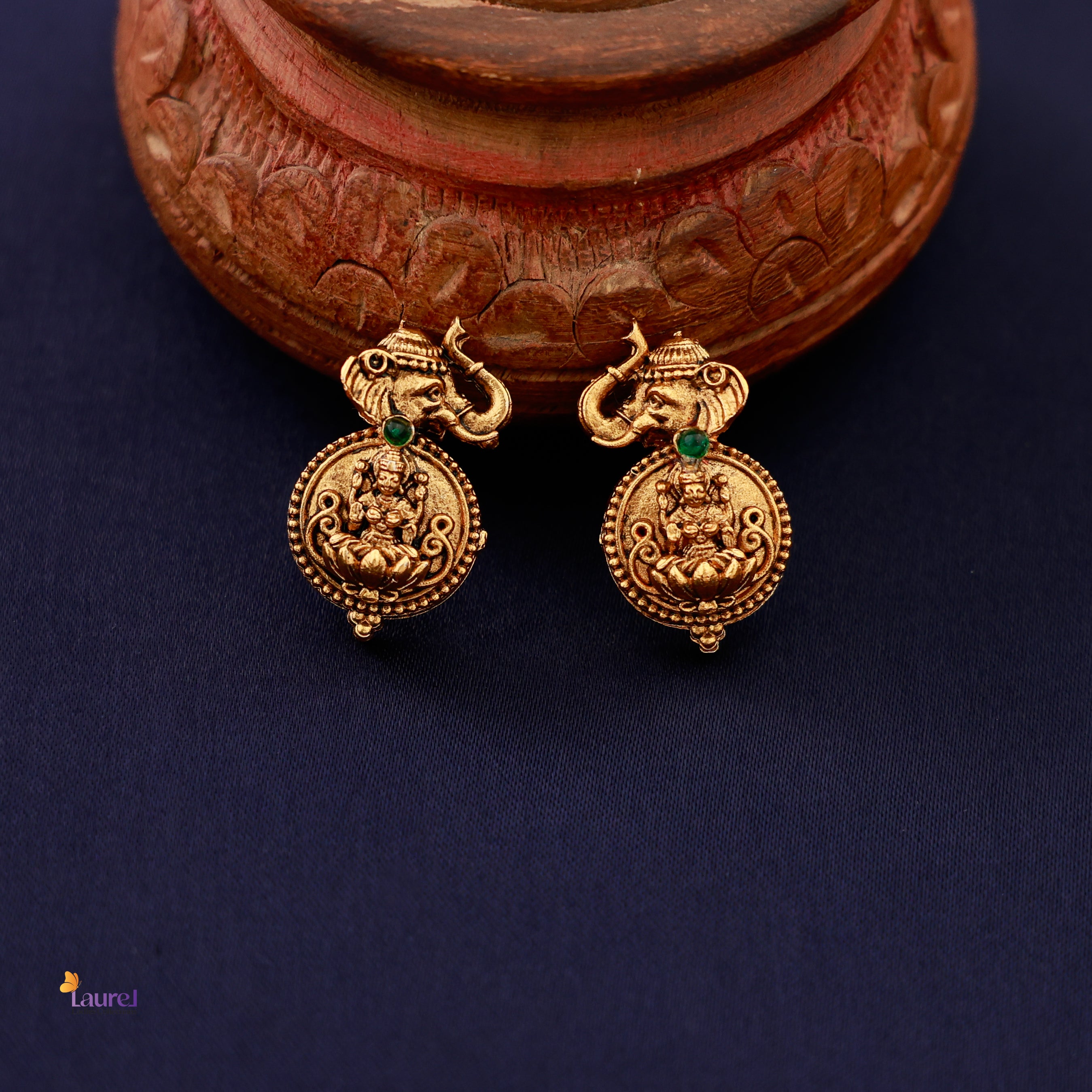 South Indian Lakshmi Temple Short Neckpiece with Earring