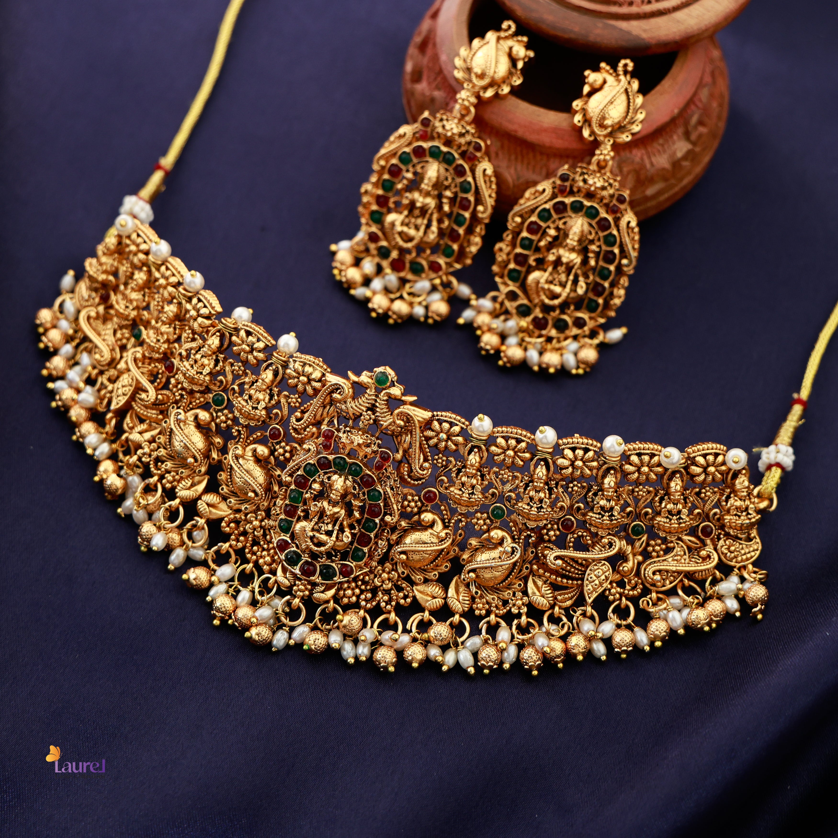 Peacock pearl choker with earrings for women