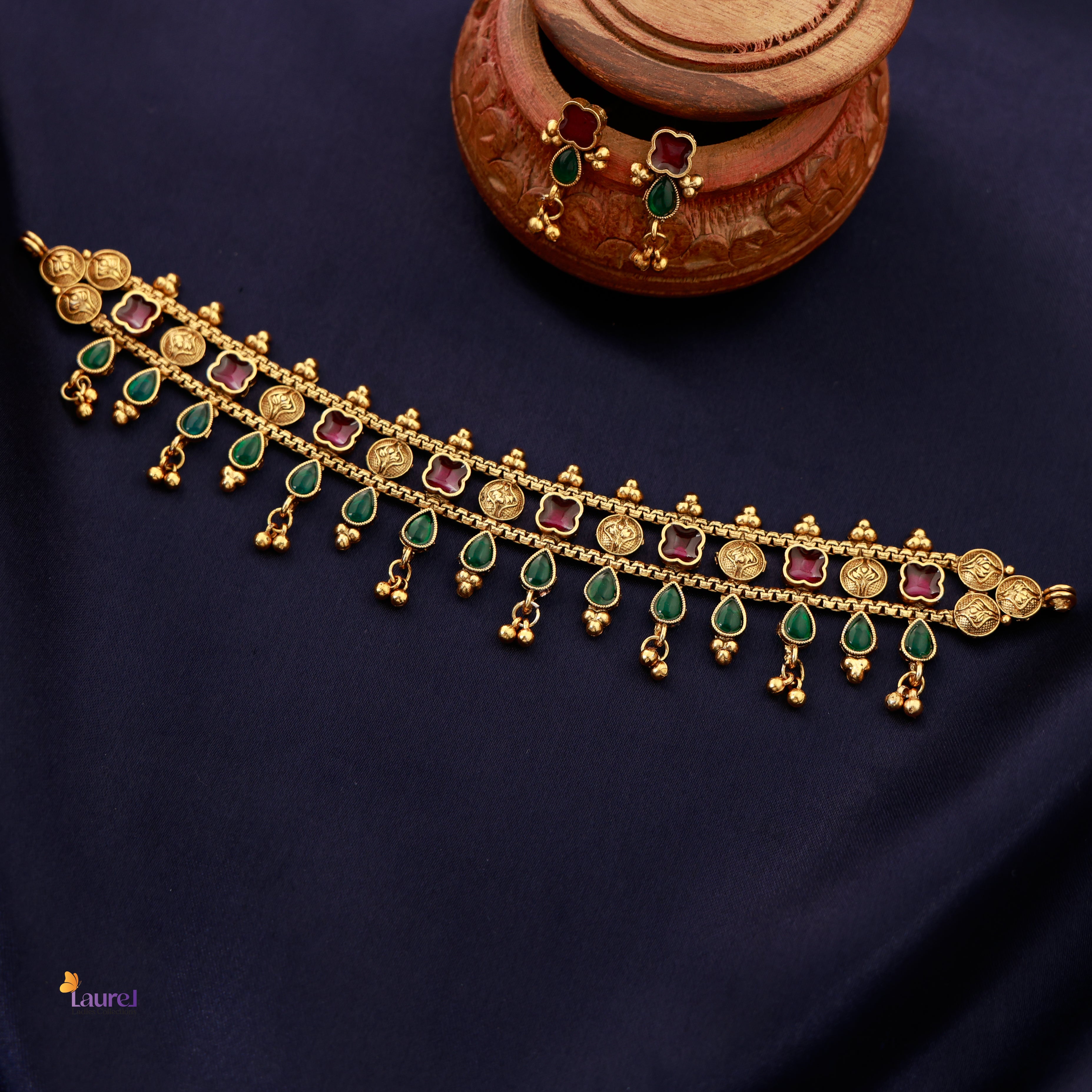 Ratna Antique Choker with Earring