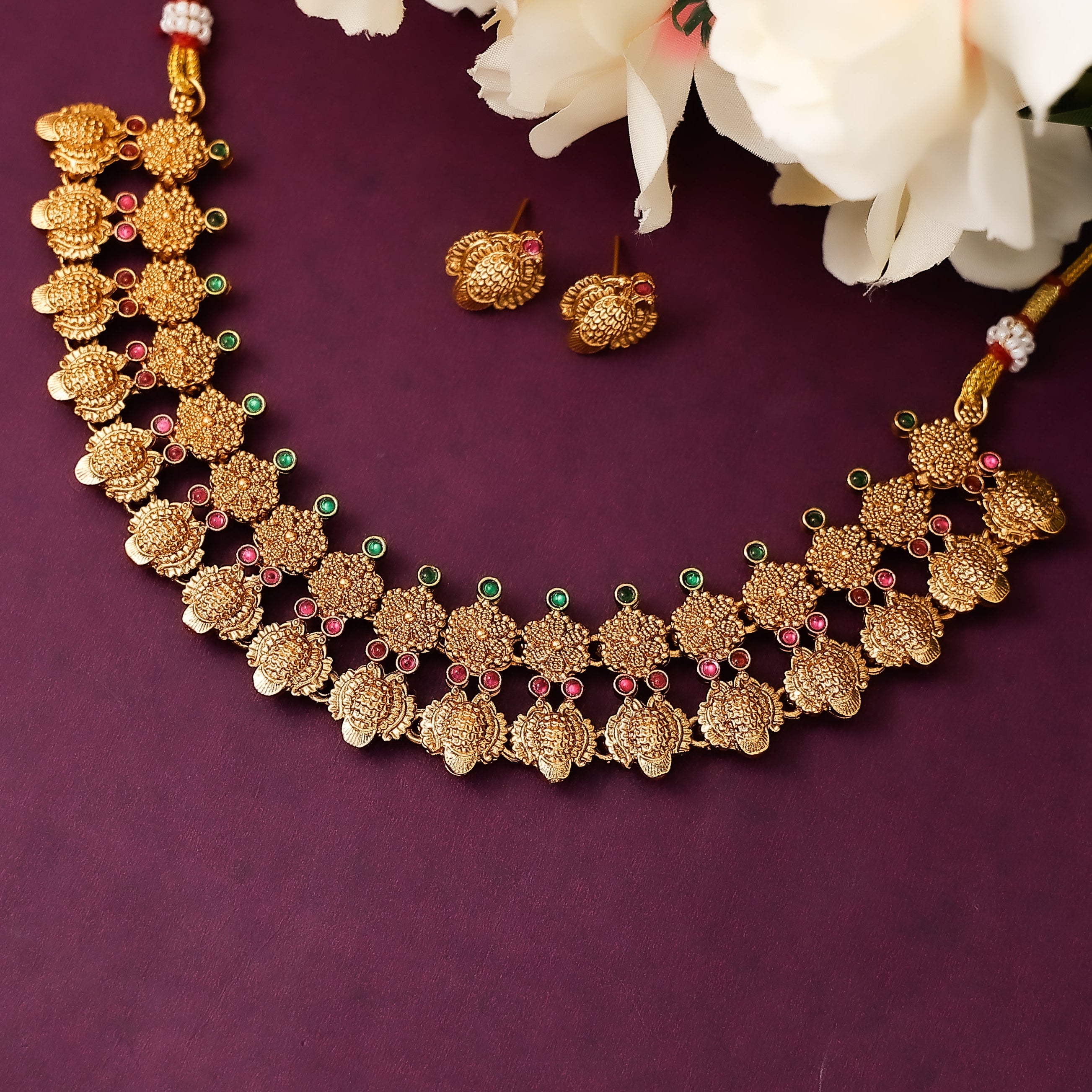 Royal Antique Necklace With Earrings