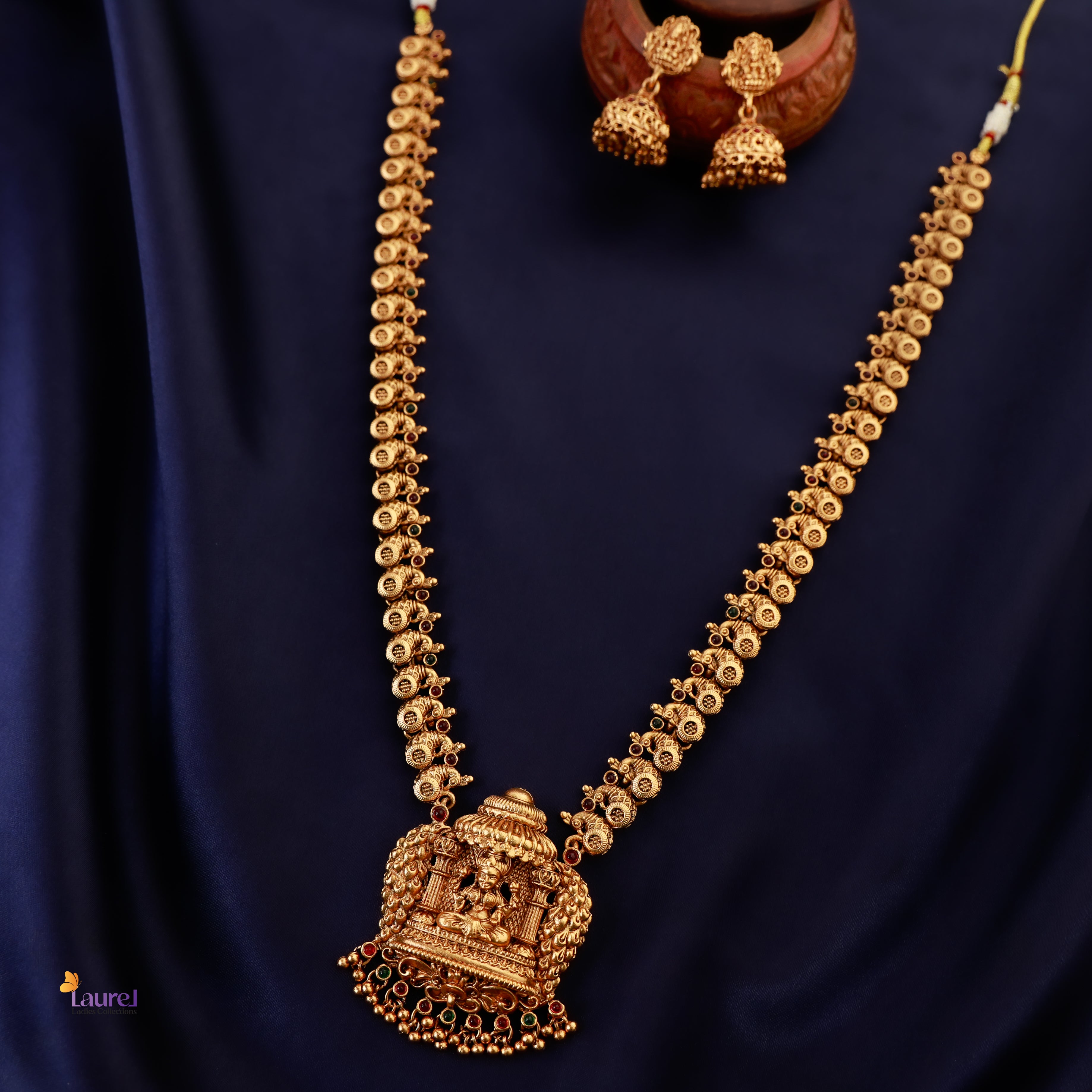 Madapam Pendant Long Neckpiece with Jhumka