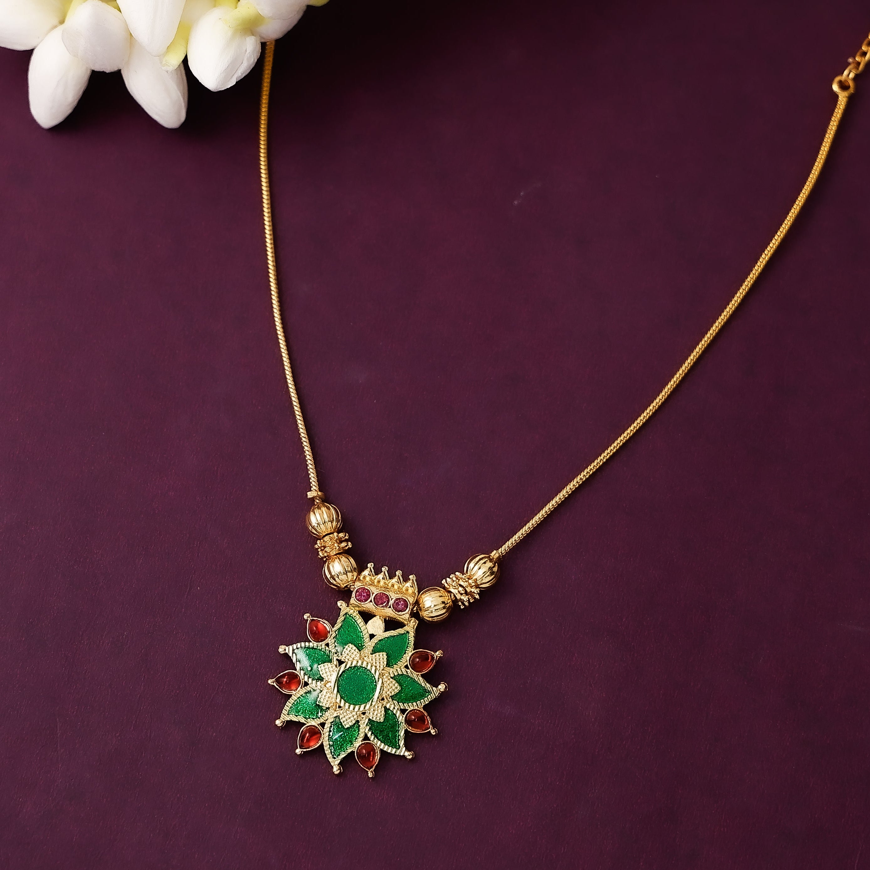 Floral Pendant Chain