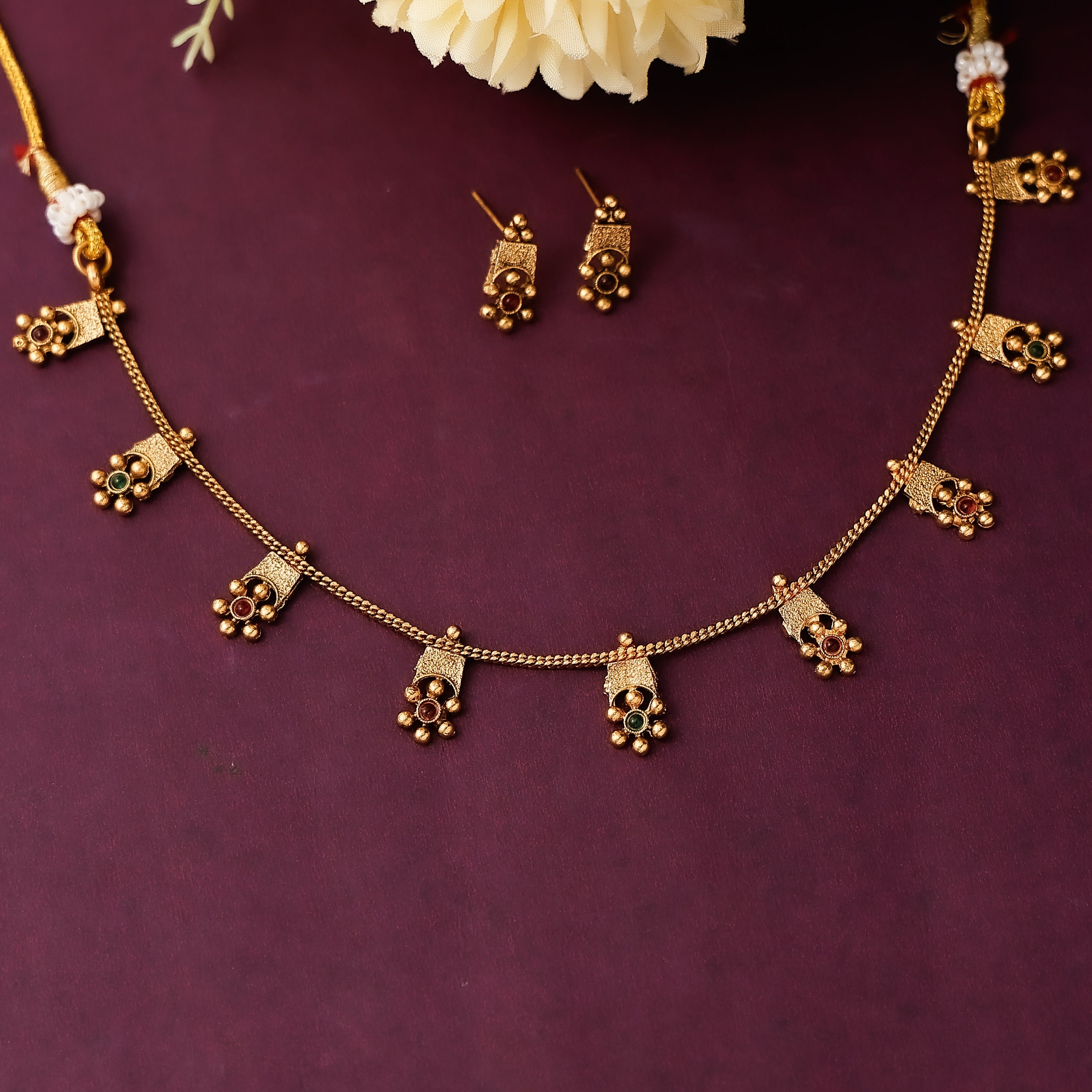 Floral Simple Chain Necklaces With Earrings