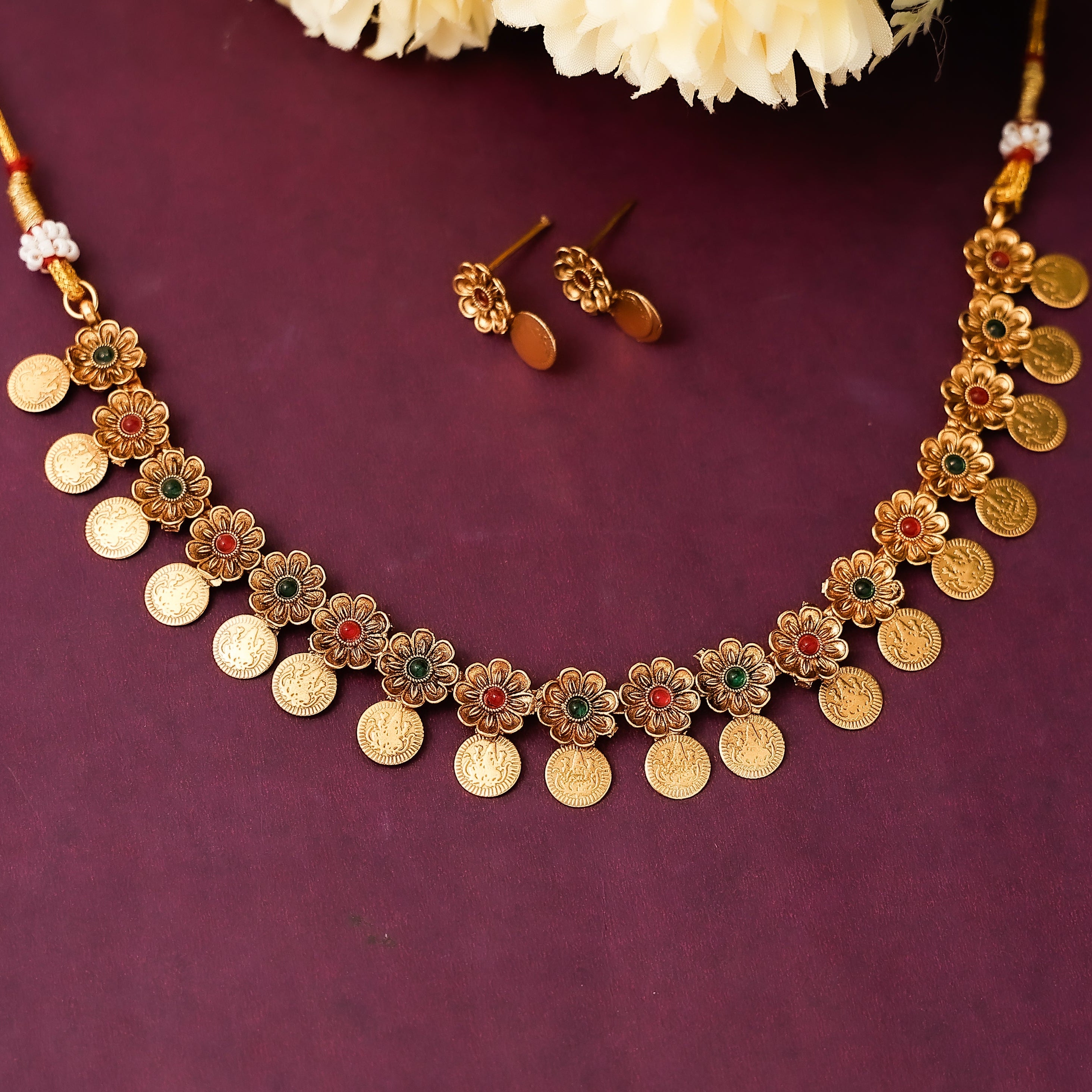 Minimal Flower Coin Necklace Set With Earrings