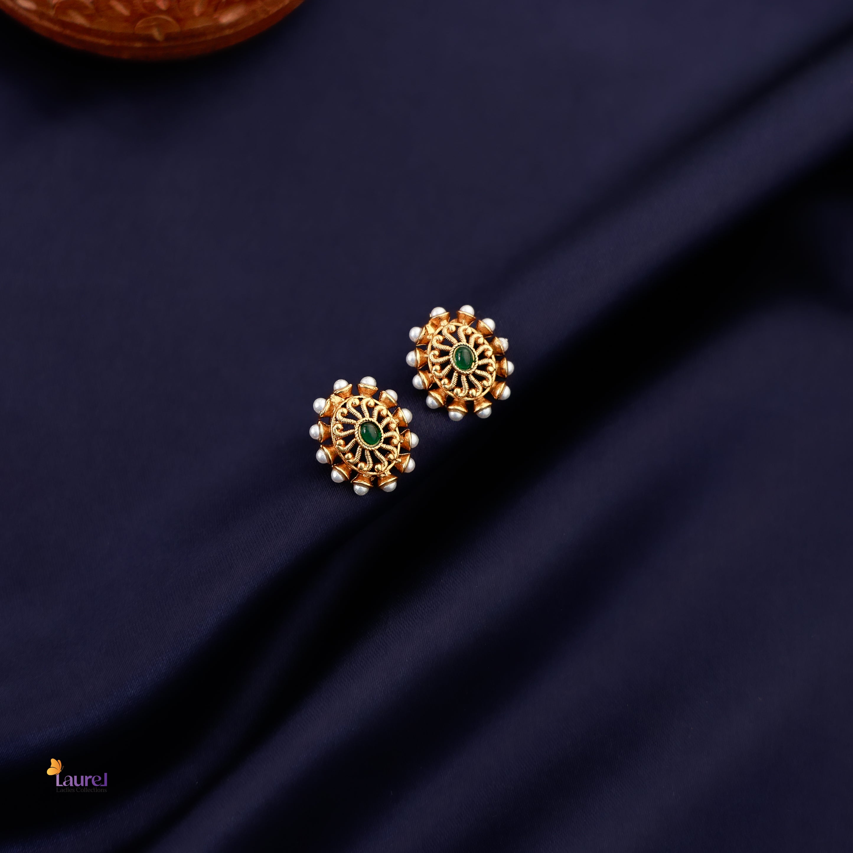 Pearl Floral Choker with Earring