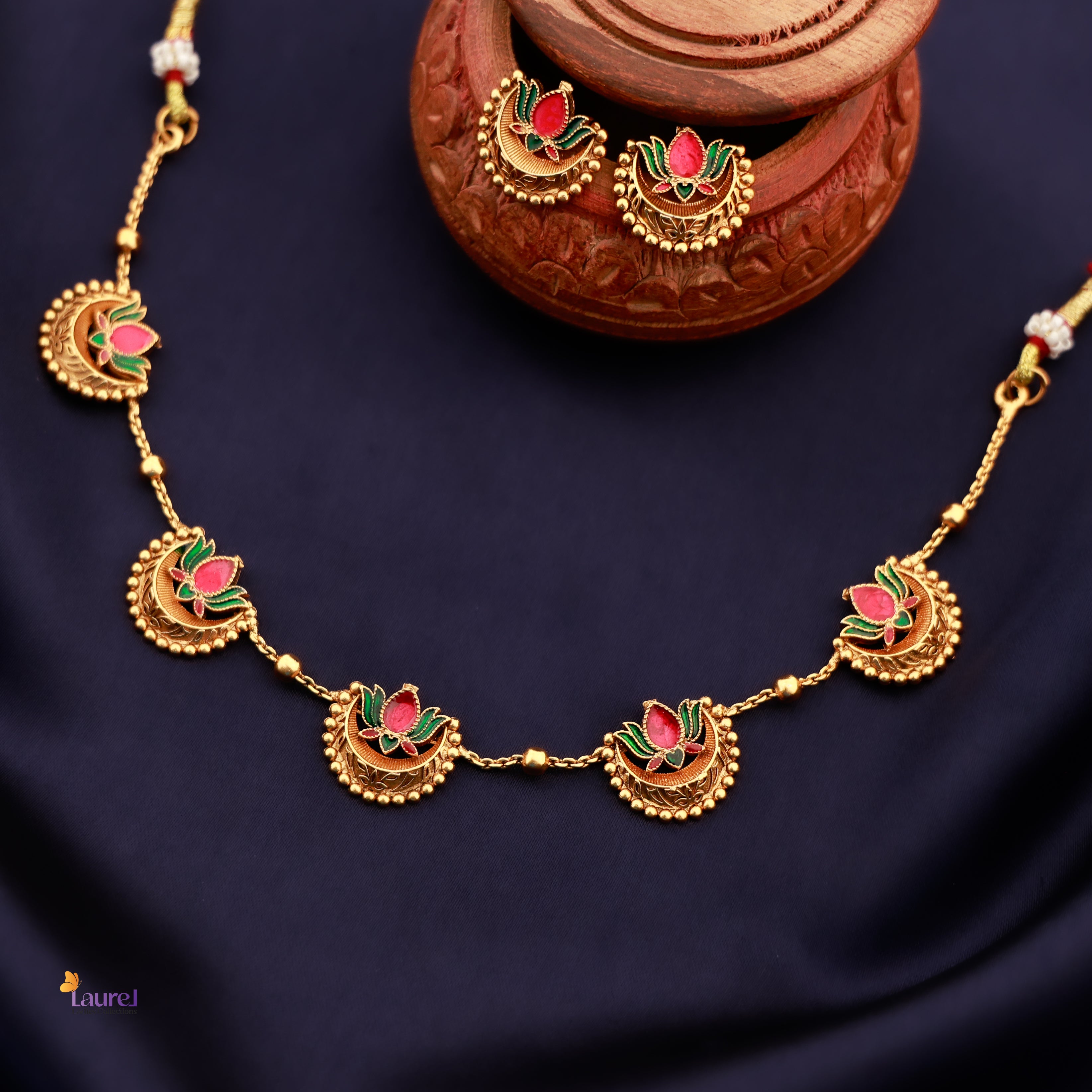 5 Lotus Choker with Earring