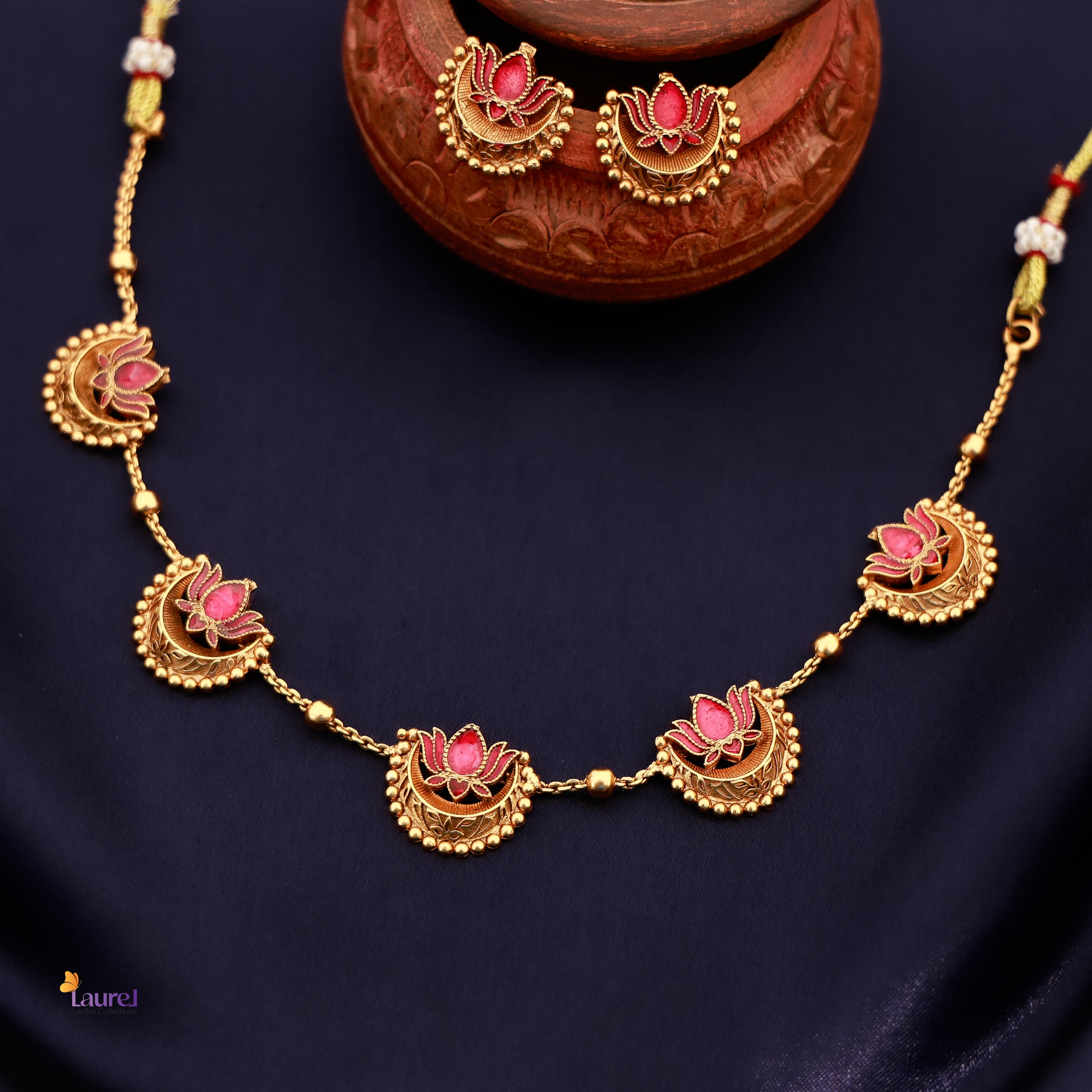 5 Lotus Choker with Earring