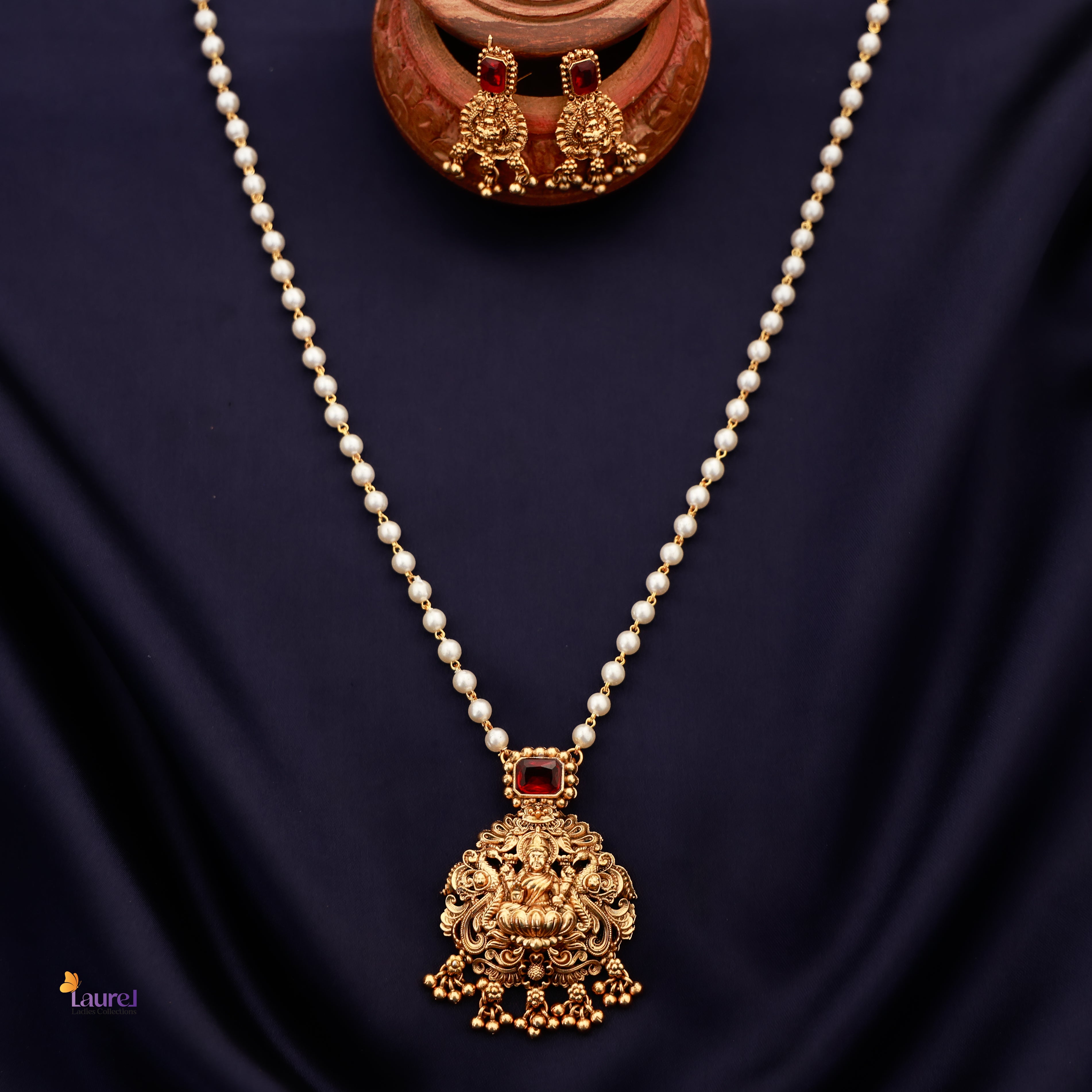 Lakshmi Devi Golden Pearl Neckpiece with Earring