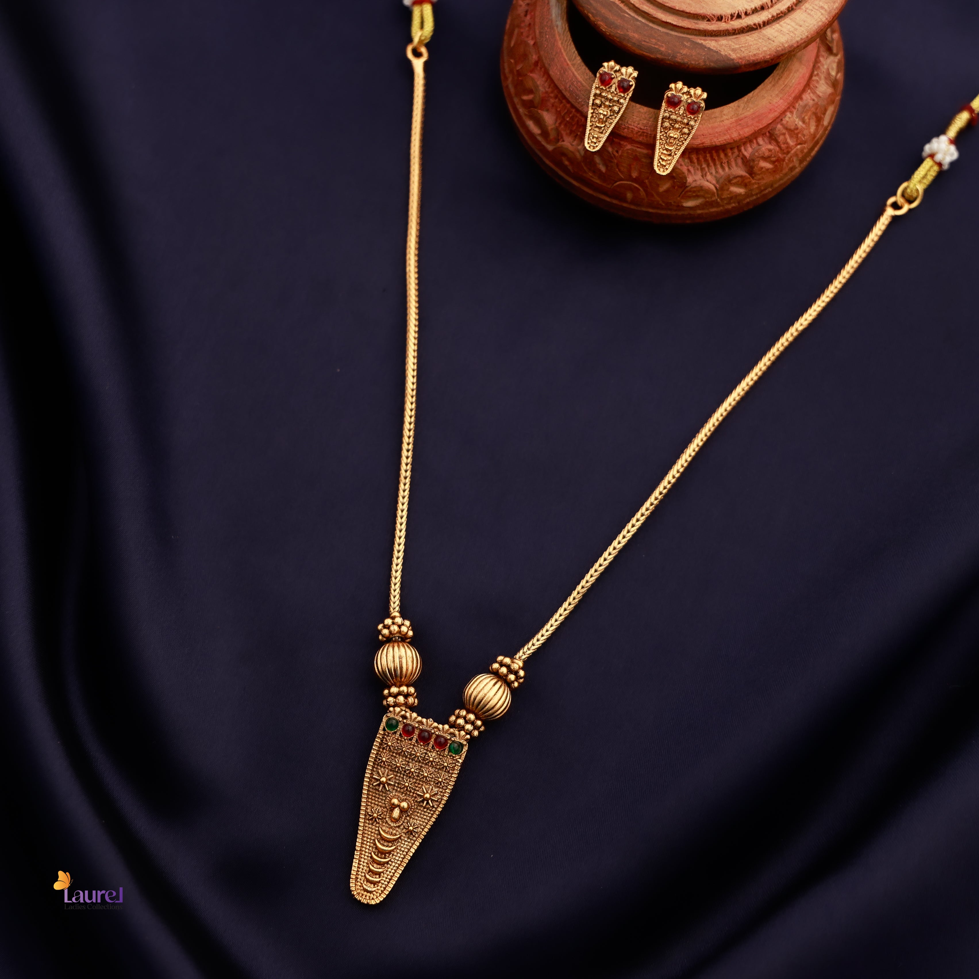 Thali Neckpiece with Earring