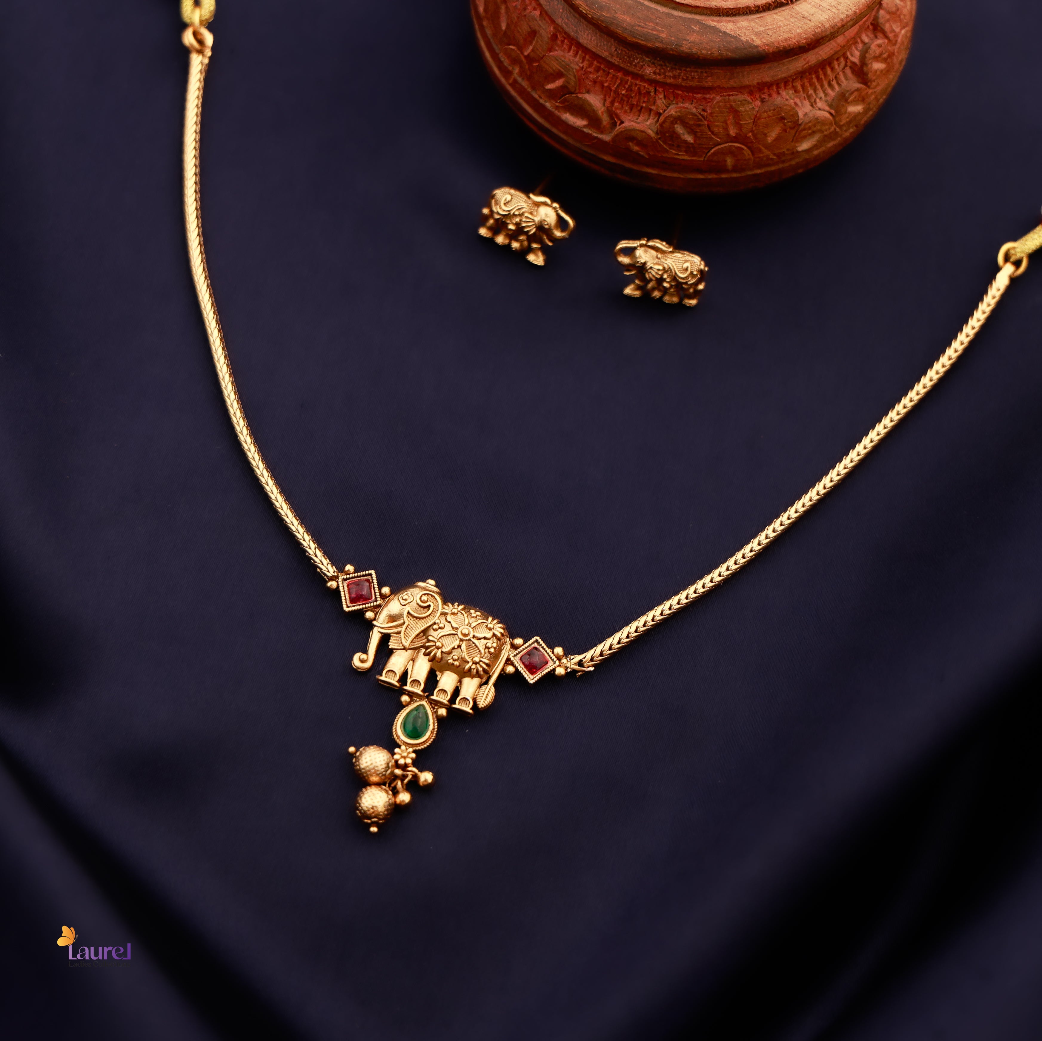 Elephant Pendant Golden Pearl Neckpiece with Earring