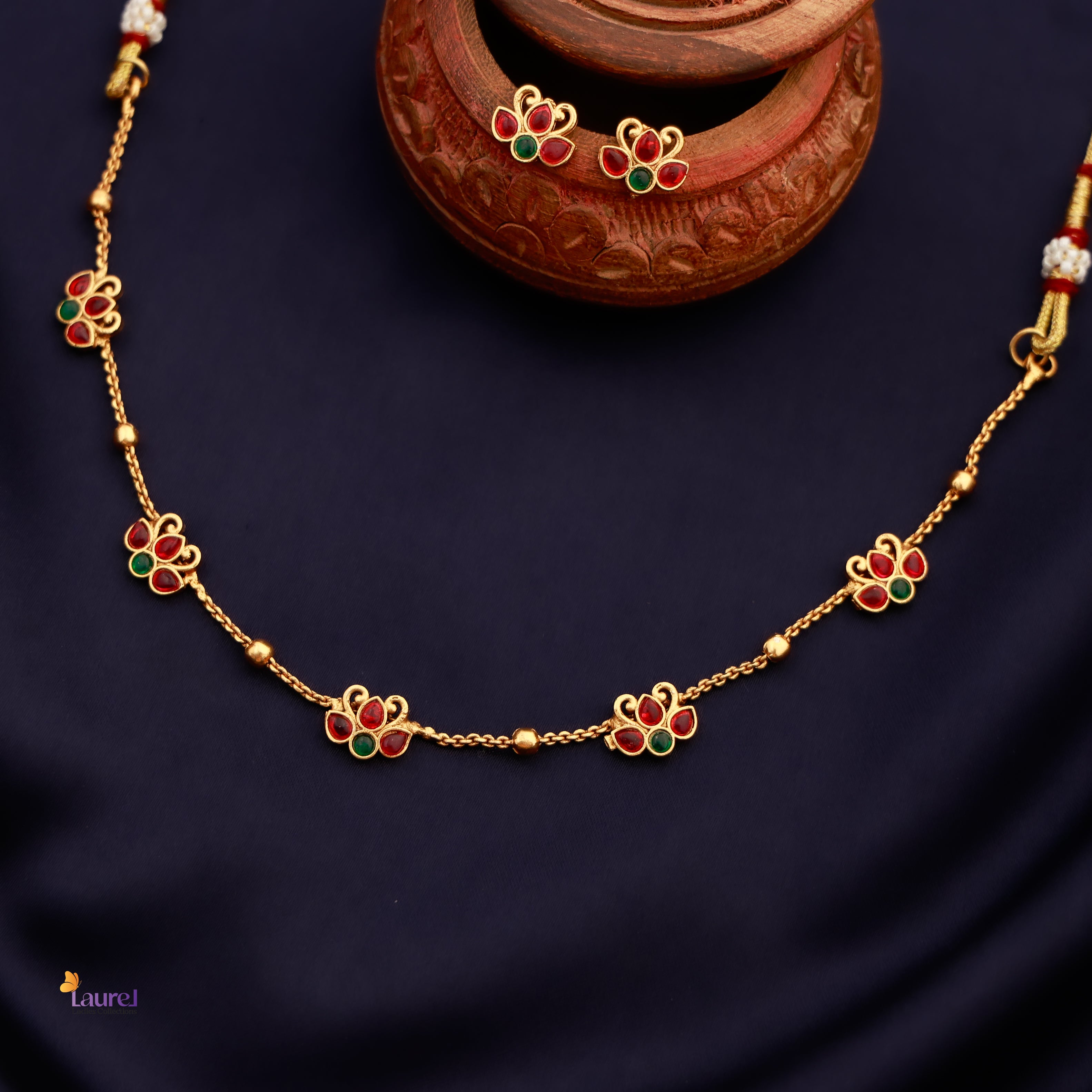 Neethi Stone Choker with Earring