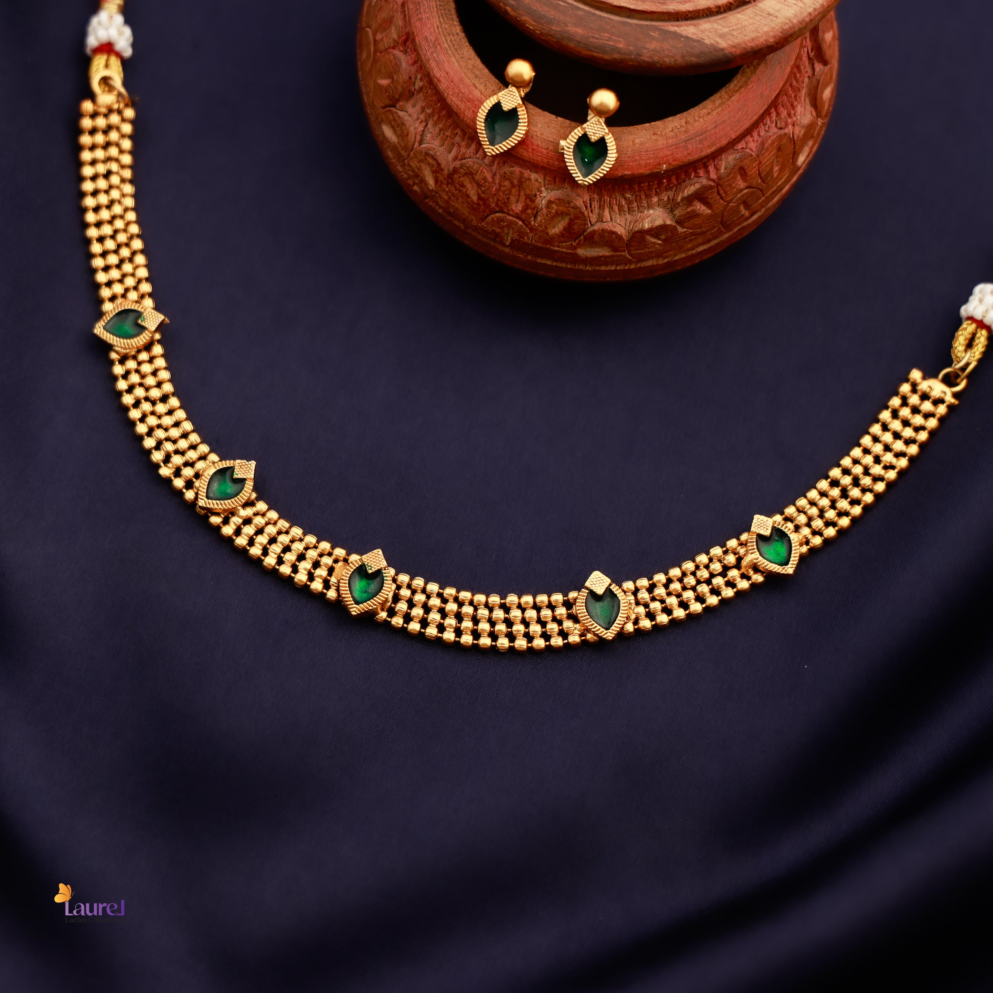 Multi-Strand Gold Choker with Earring