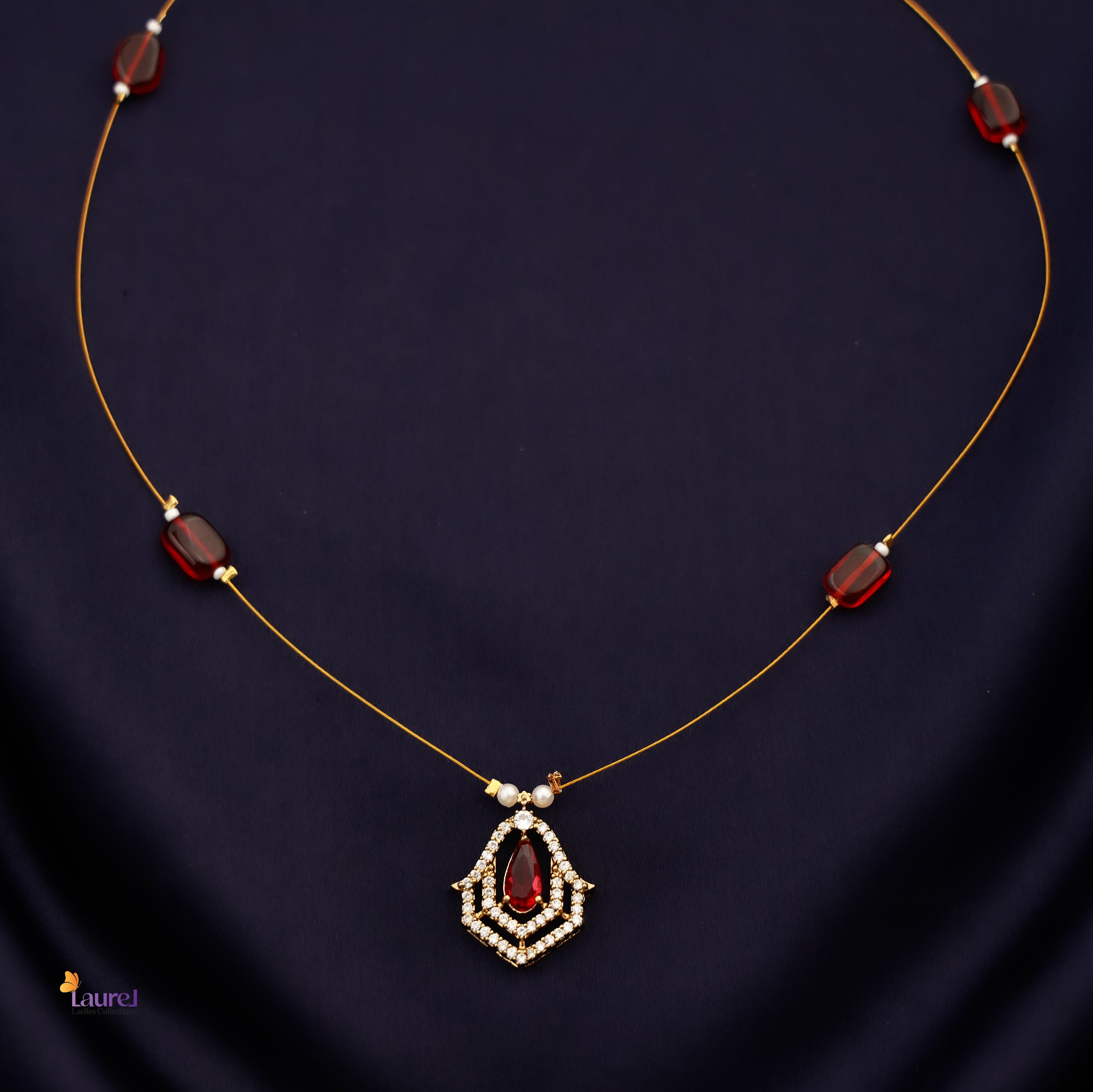 Mandala Pendant Invisible Neckpiece