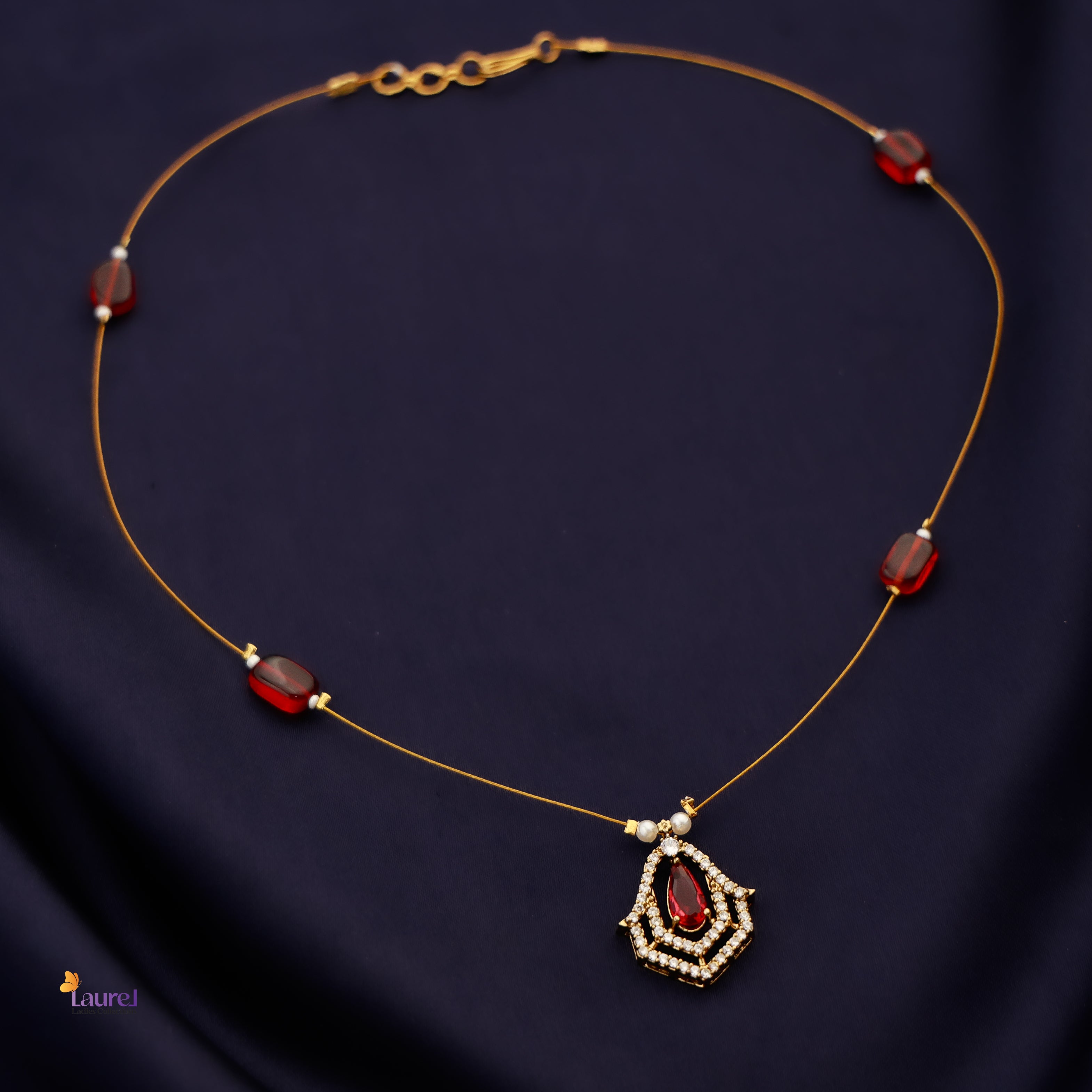 Mandala Pendant Invisible Neckpiece