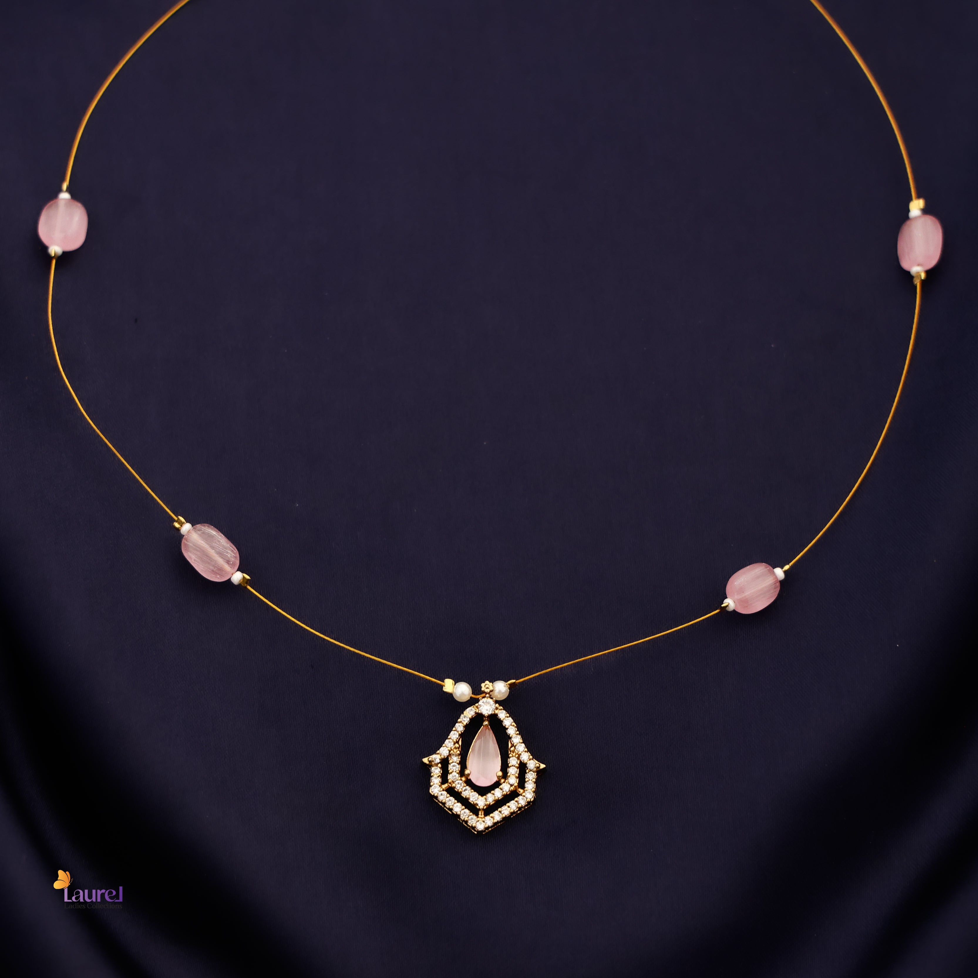 Mandala Pendant Invisible Neckpiece