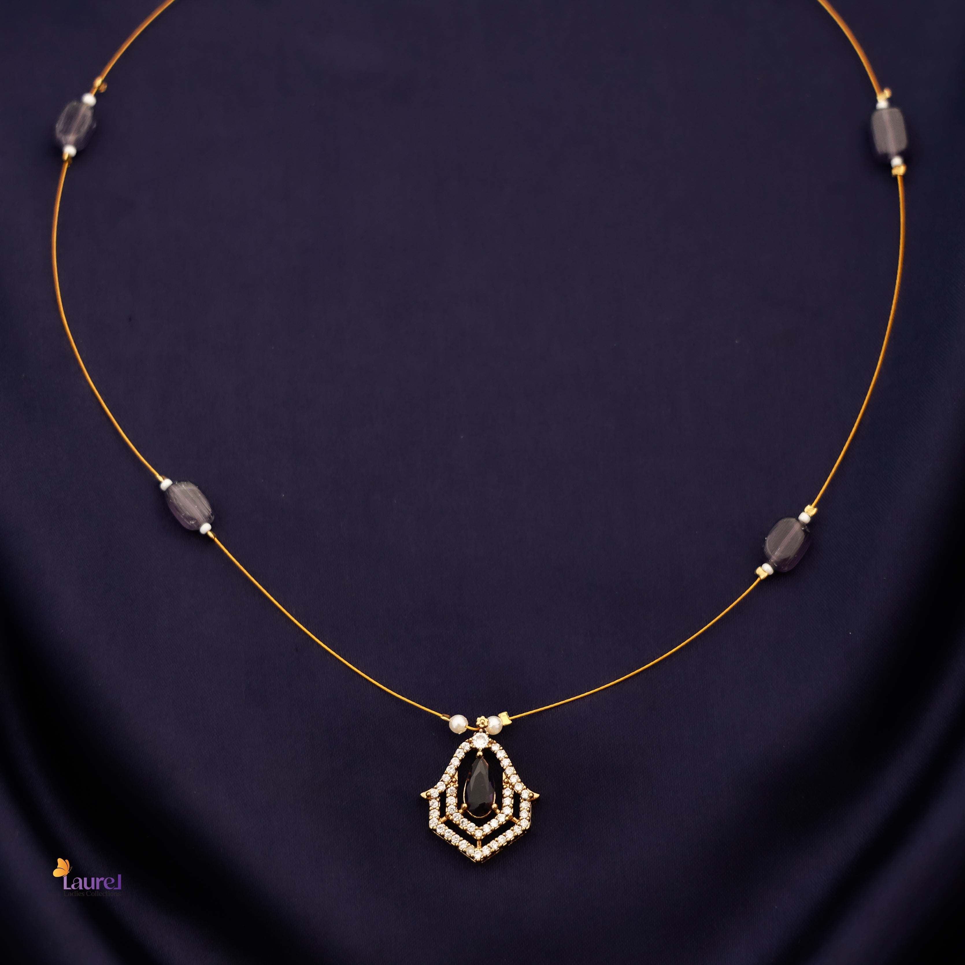 Mandala Pendant Invisible Neckpiece