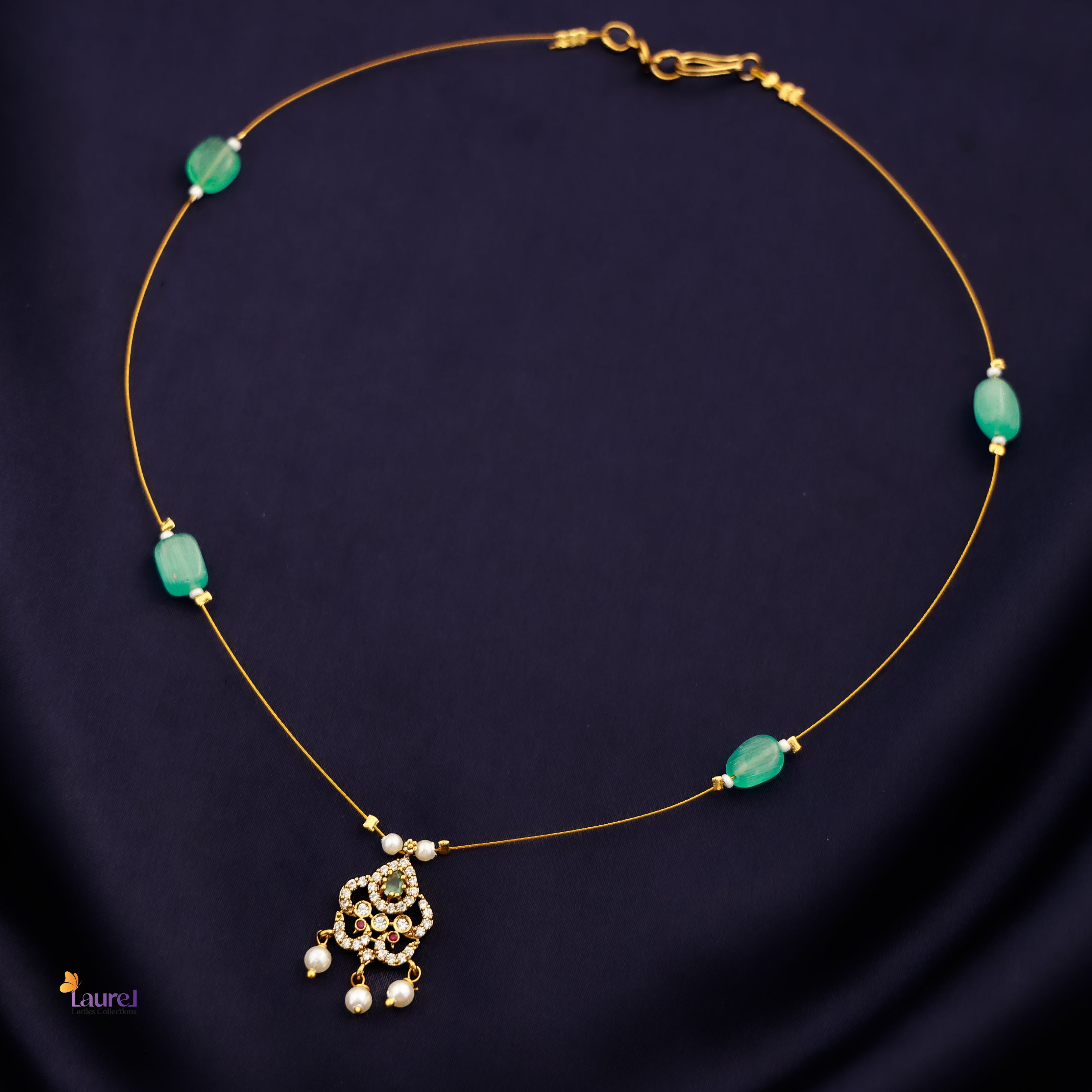 Meghna Pearl Invisible Neckpiece