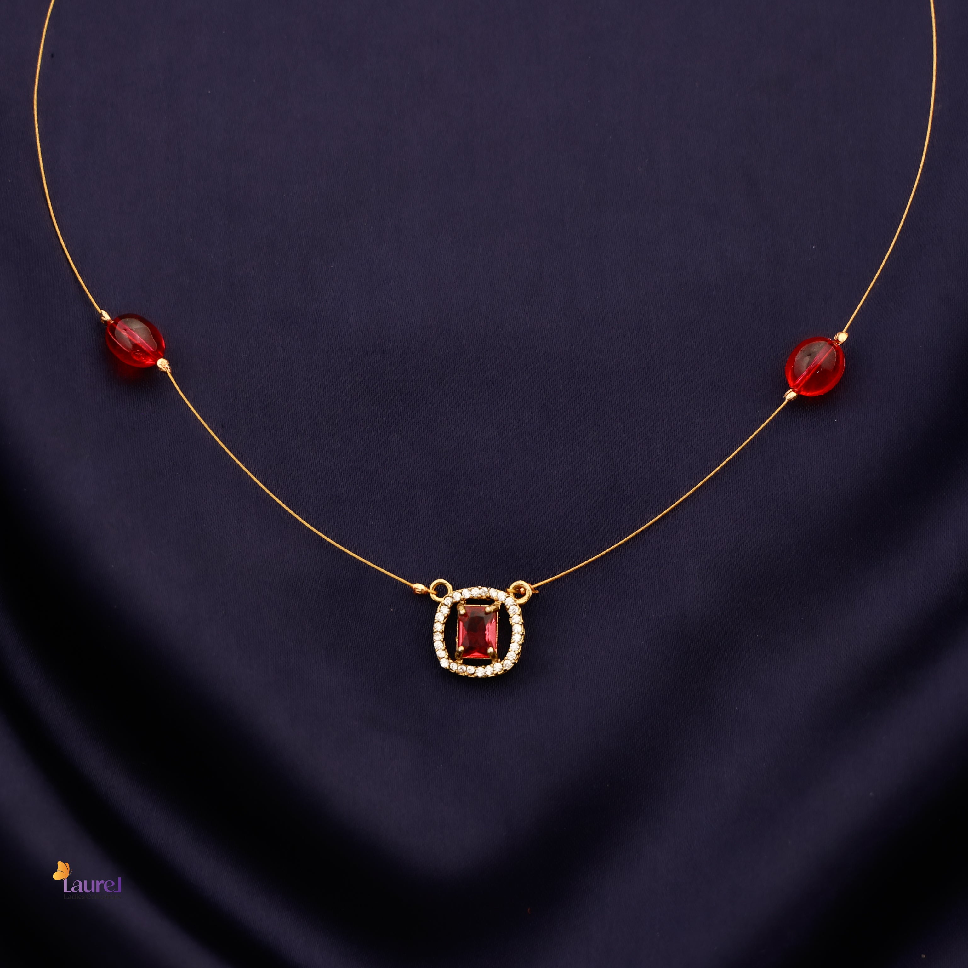 Zarina Glow Pendant Invisible Necklace