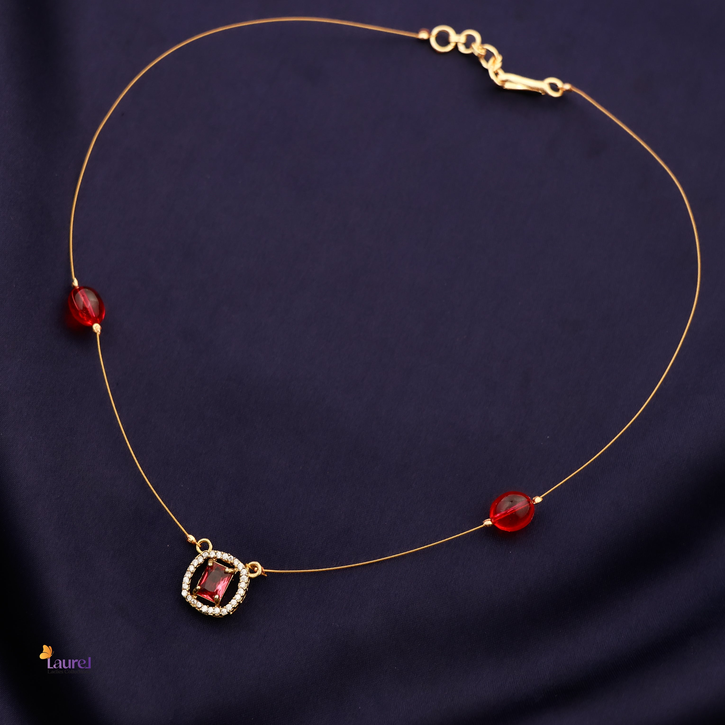 Zarina Glow Pendant Invisible Necklace