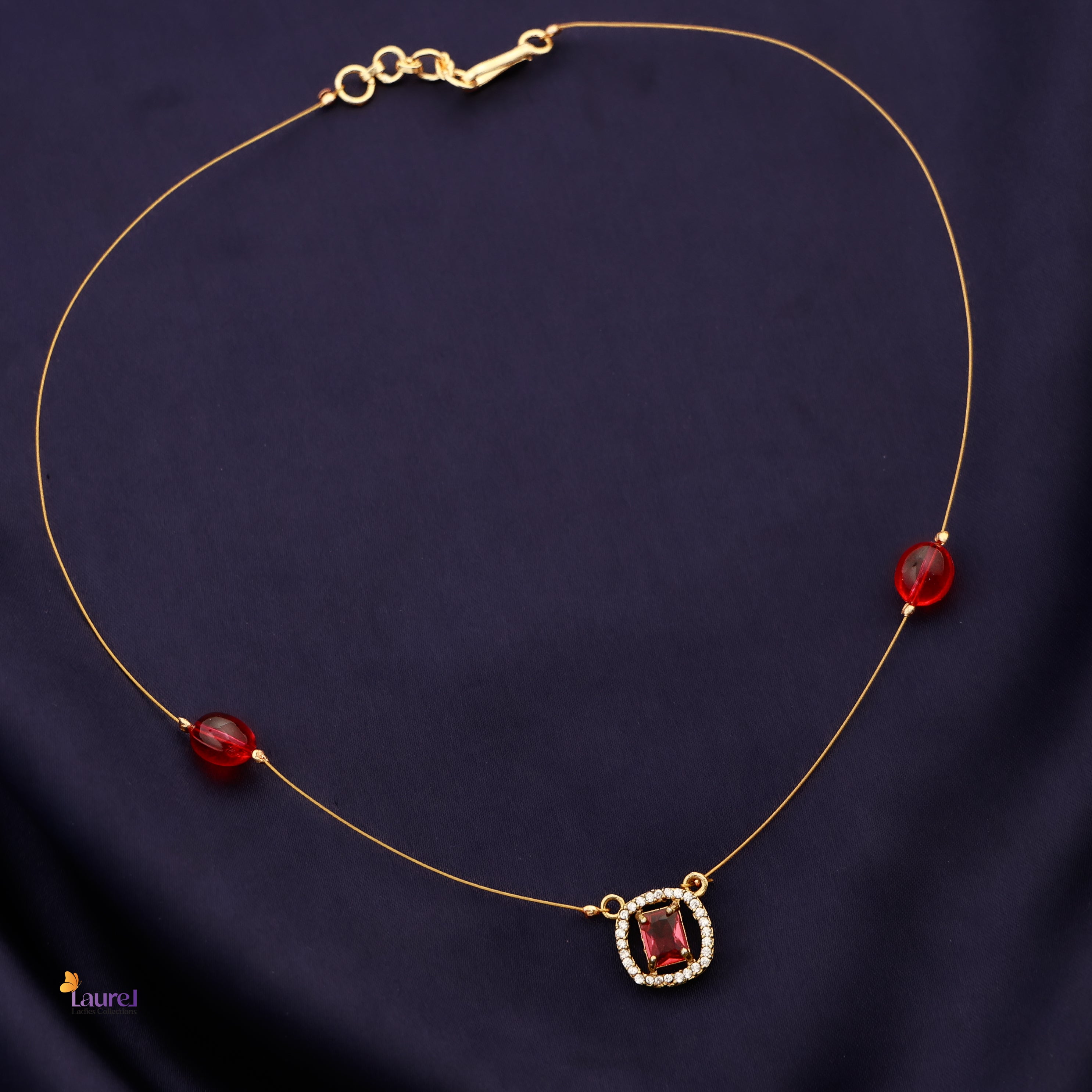 Zarina Glow Pendant Invisible Necklace