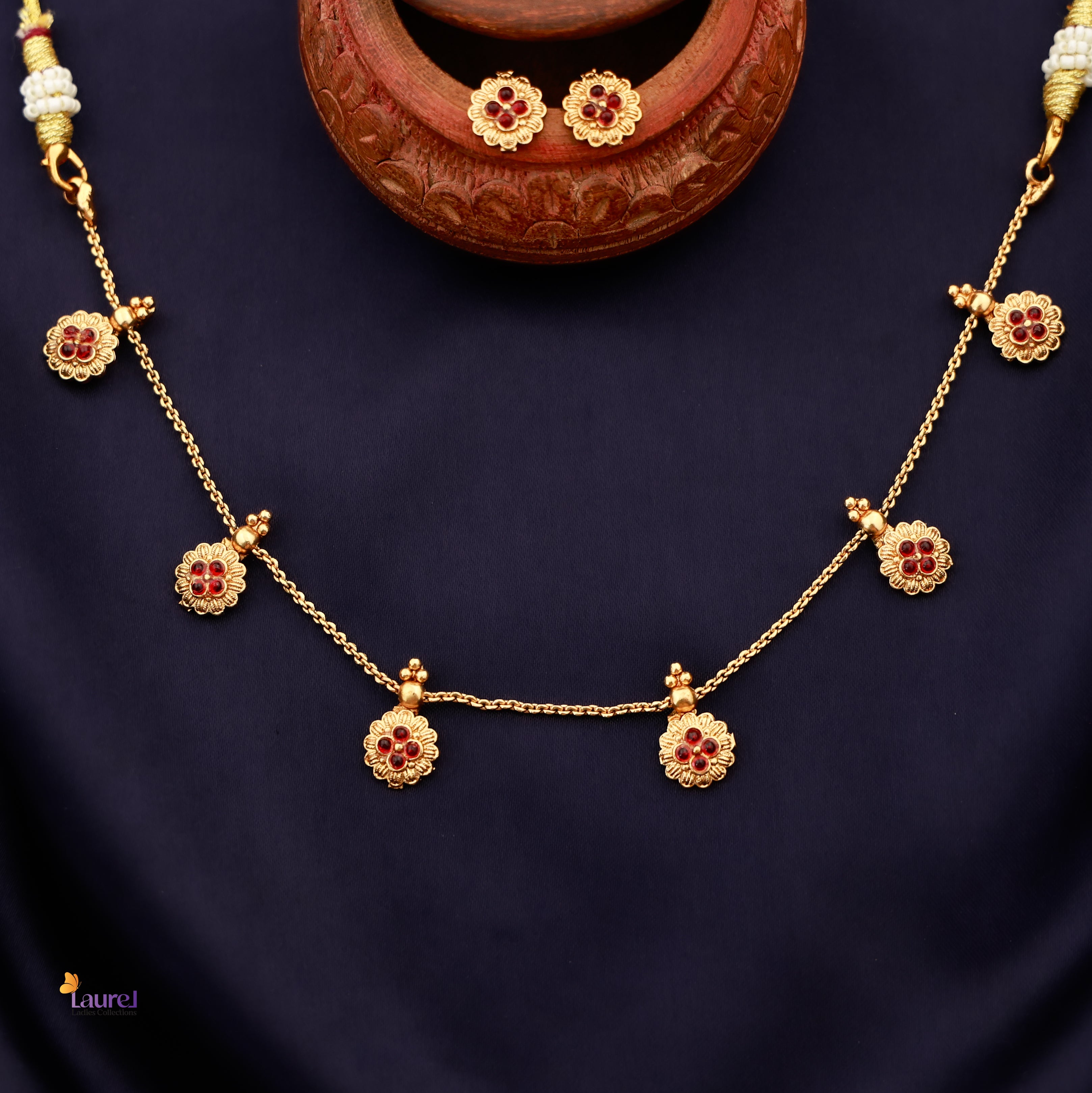 Floret Chain Neckpiece with Earring