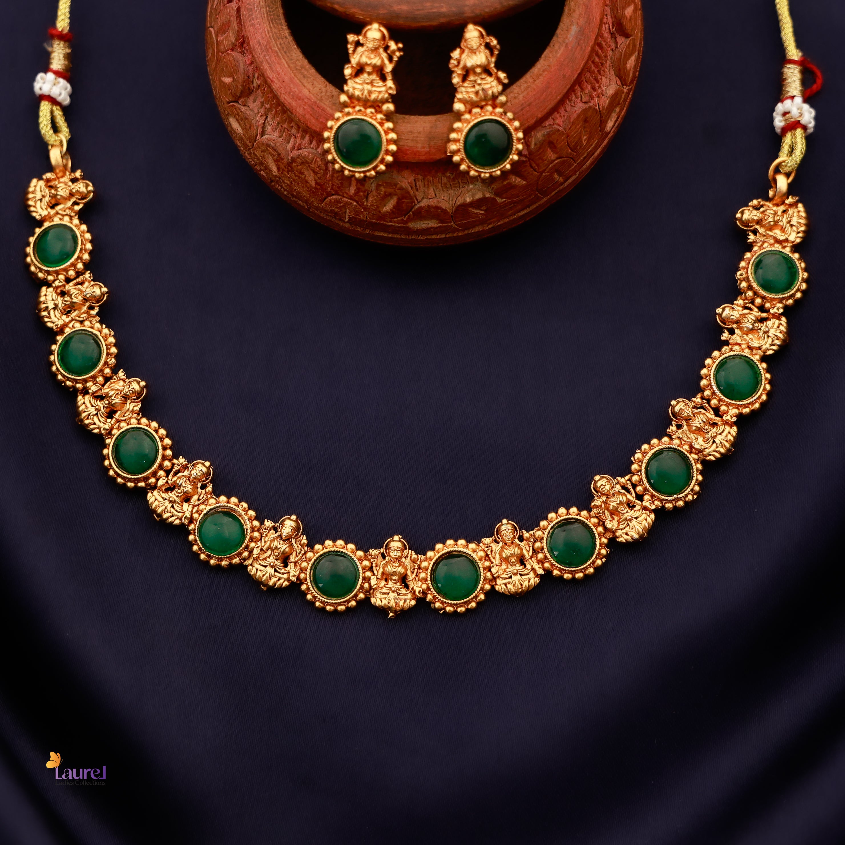 Lakshmi Green Circle Short Neckpiece with Earring