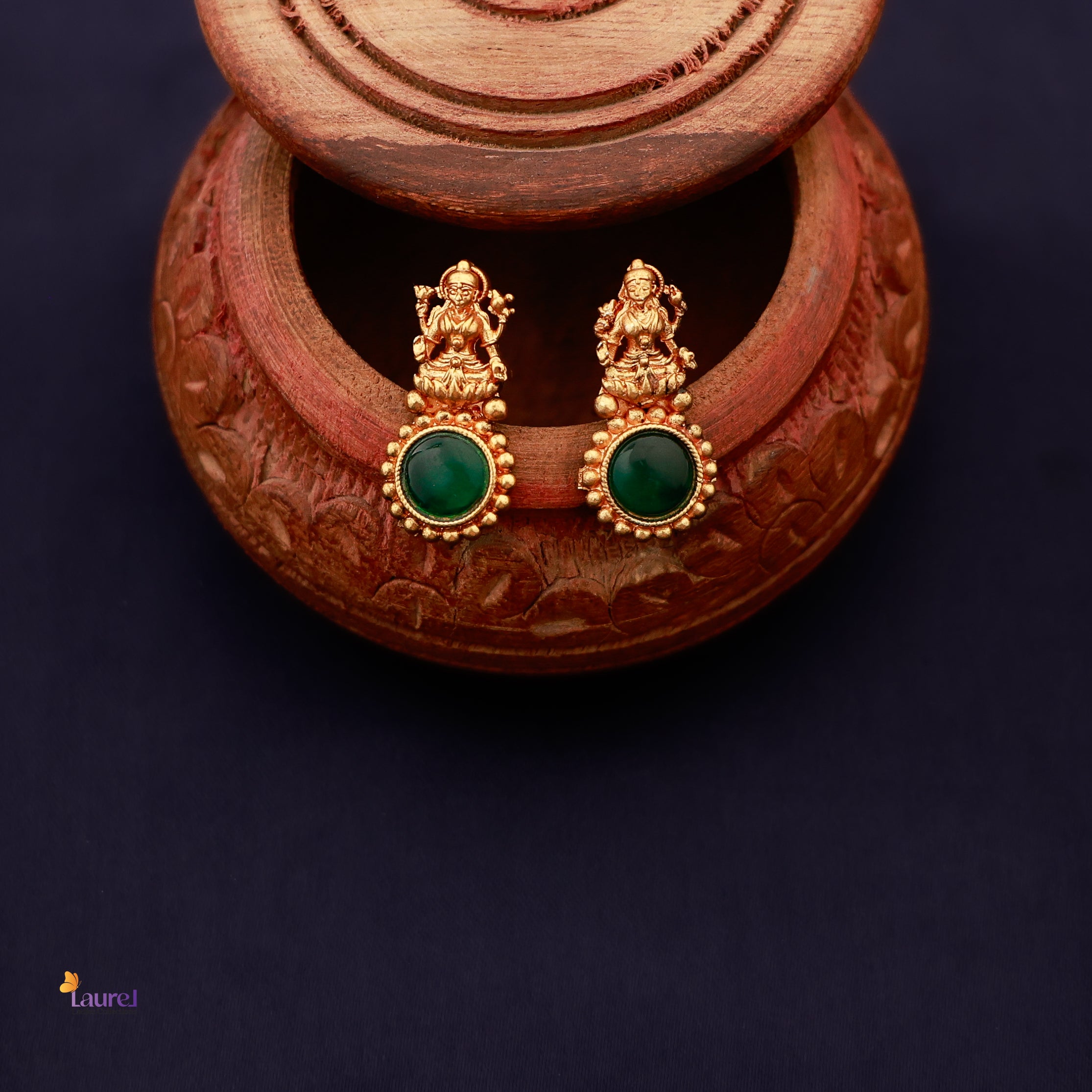 Lakshmi Green Circle Short Neckpiece with Earring