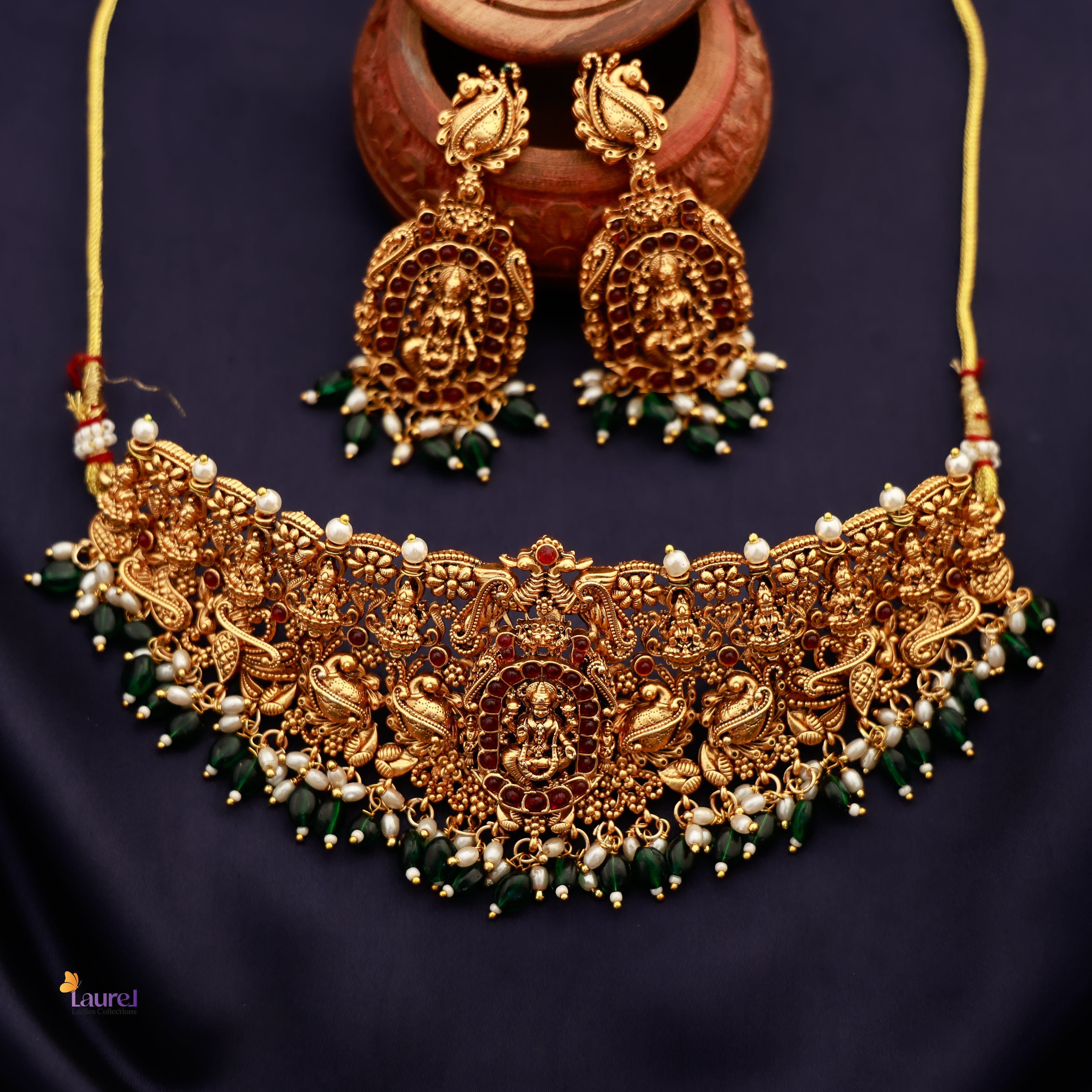 Traditional Indian pearl choker jewelry for women