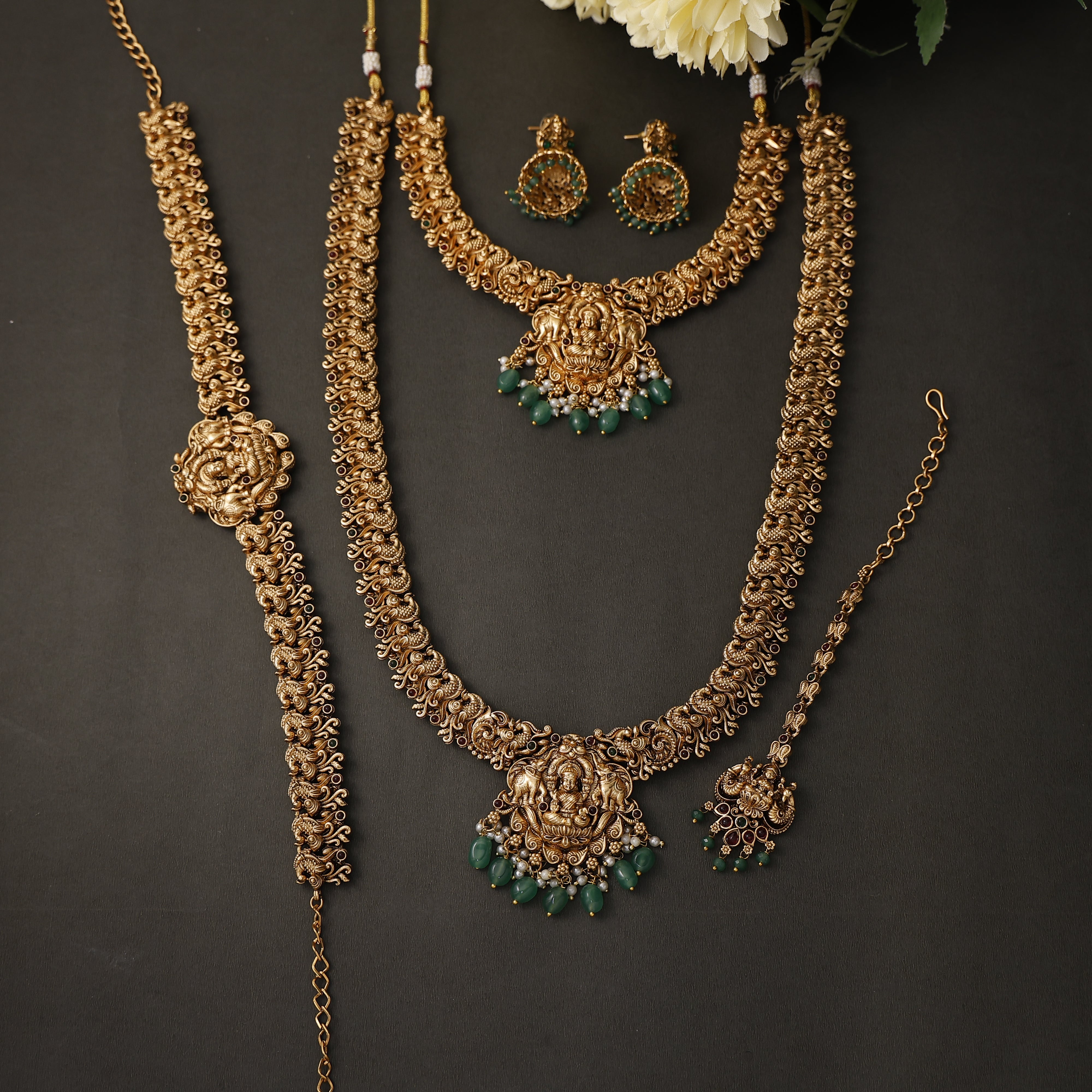 Devi Antique Bridal Set