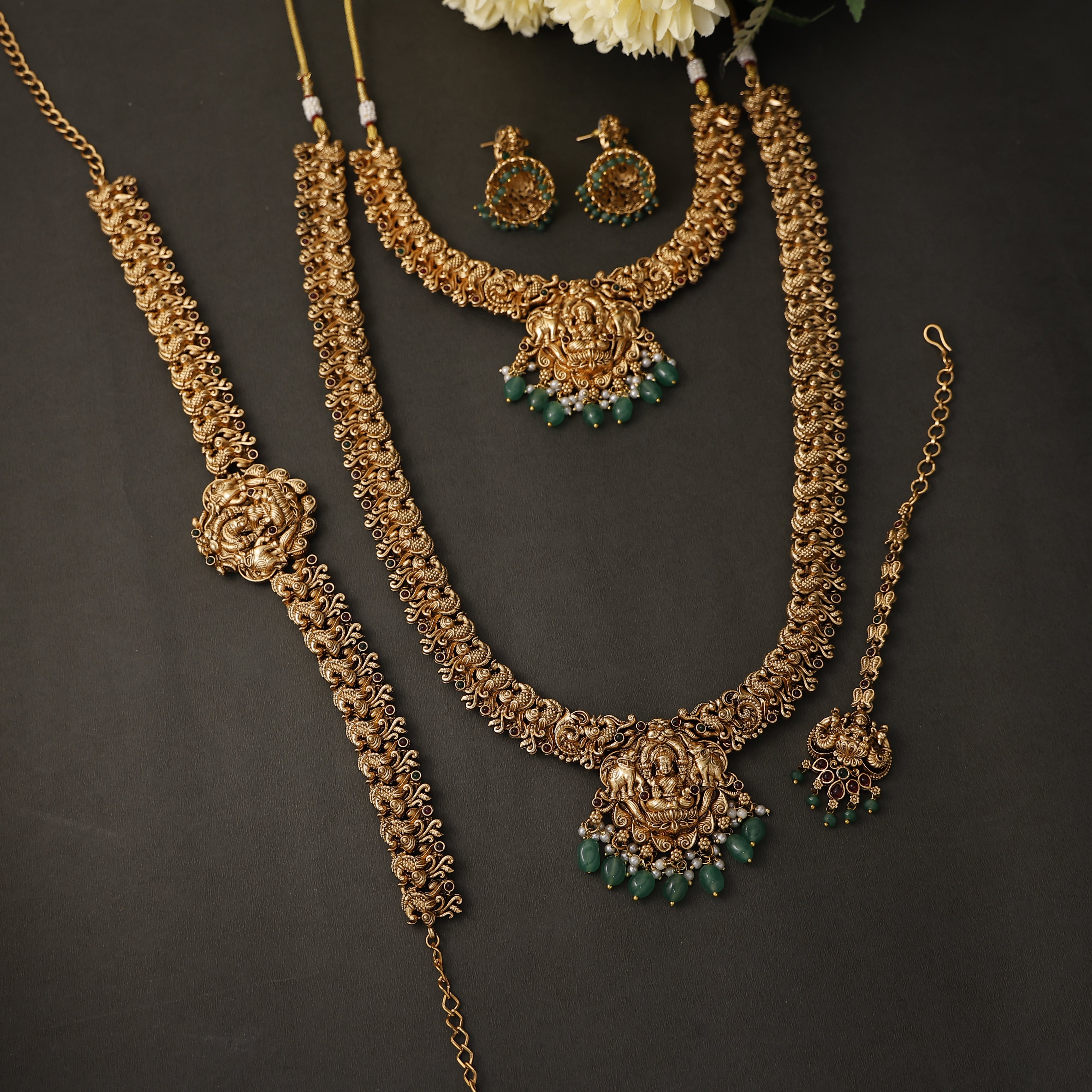 Devi Antique Bridal Set
