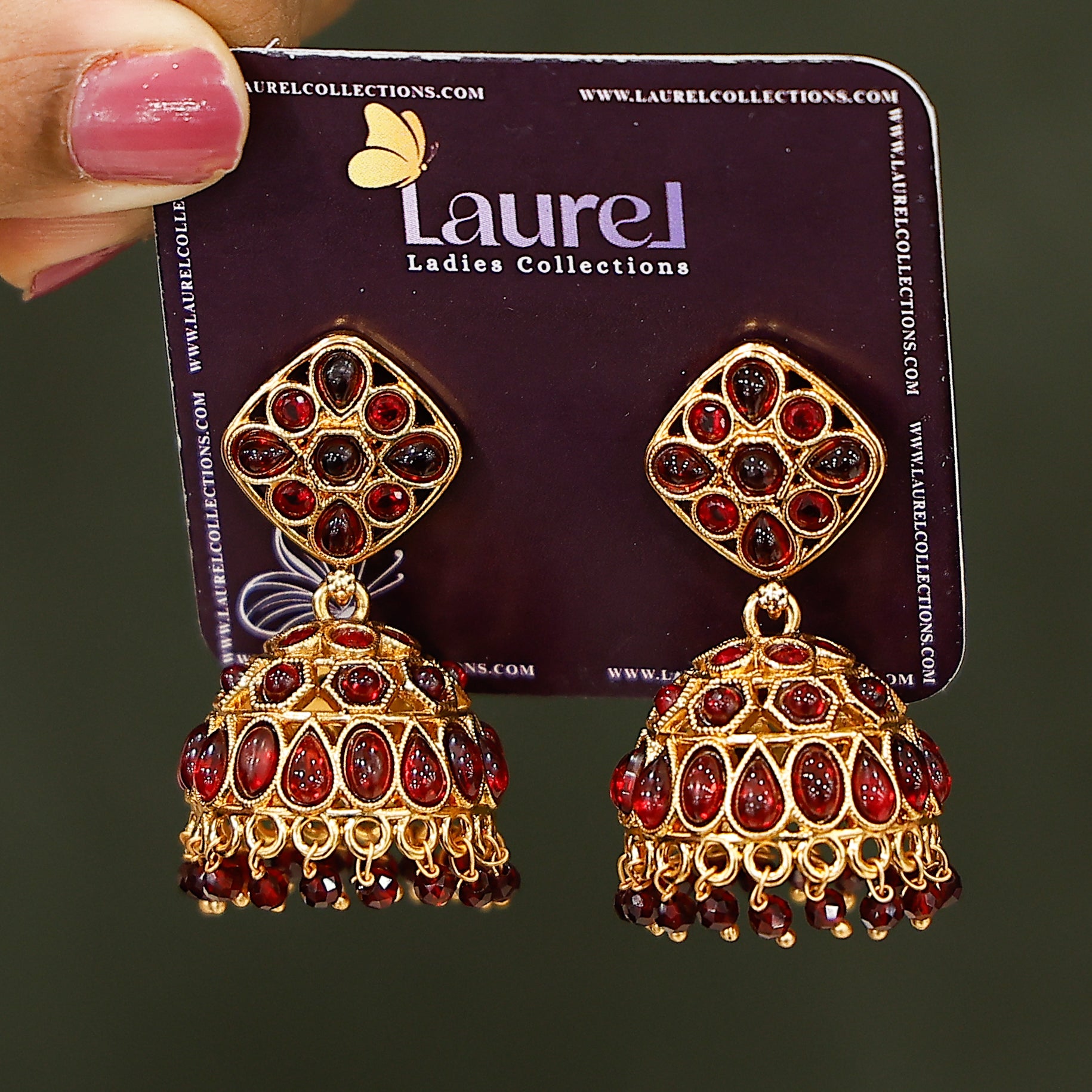 Leafy pink earrings for women with floral design