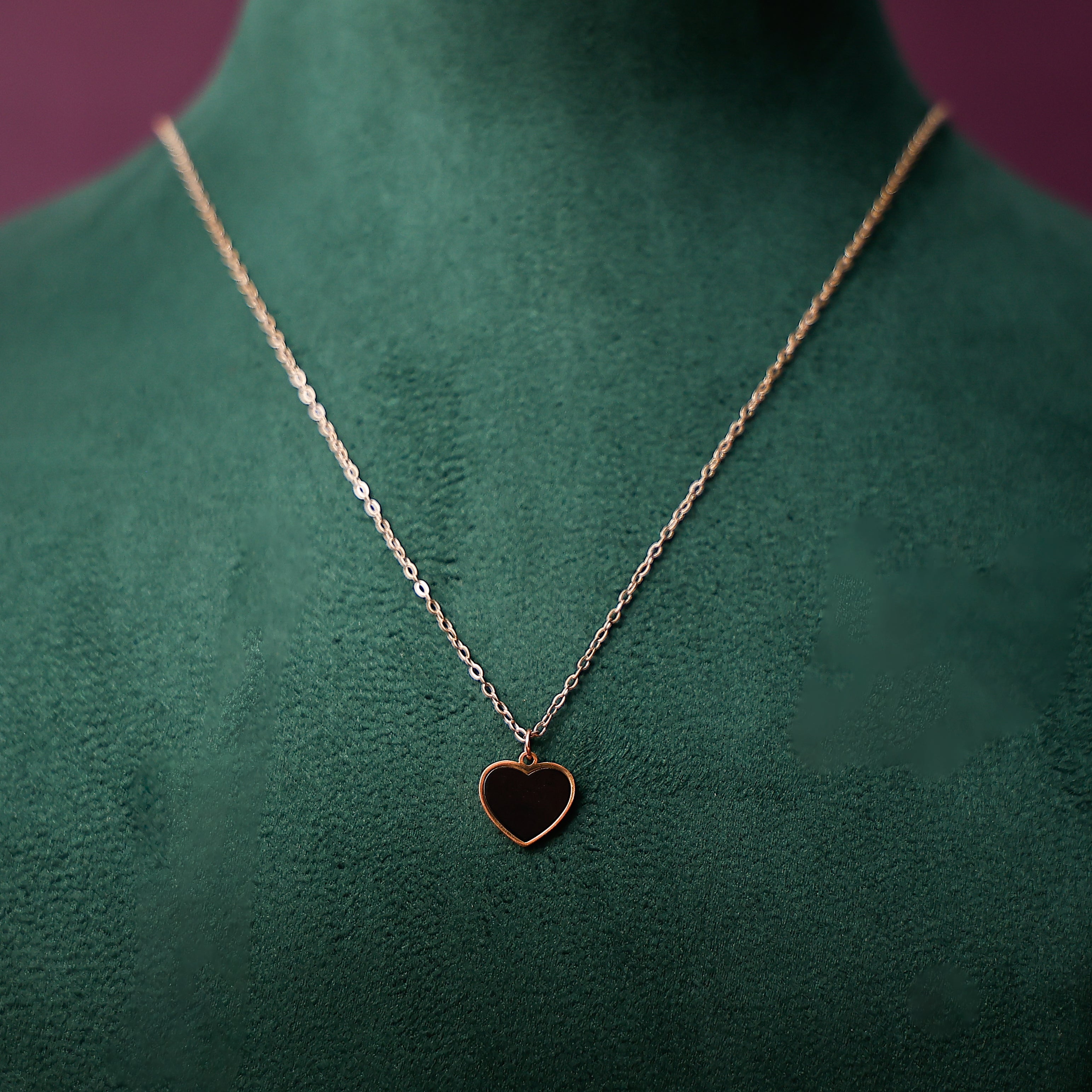 Small heart anti tarnish necklace with elegant gold plated finish