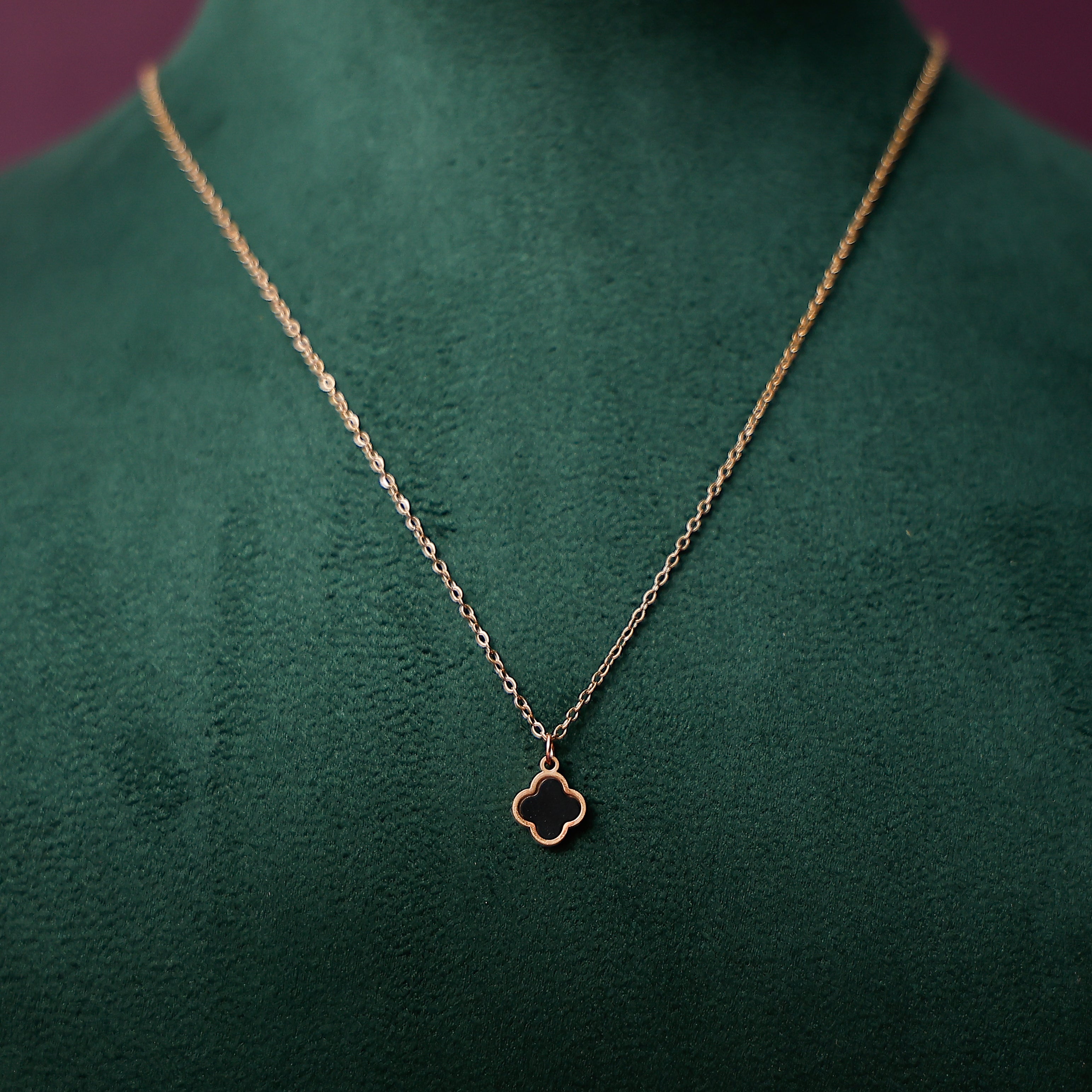 Small clover anti tarnish necklace with gold plated finish for women