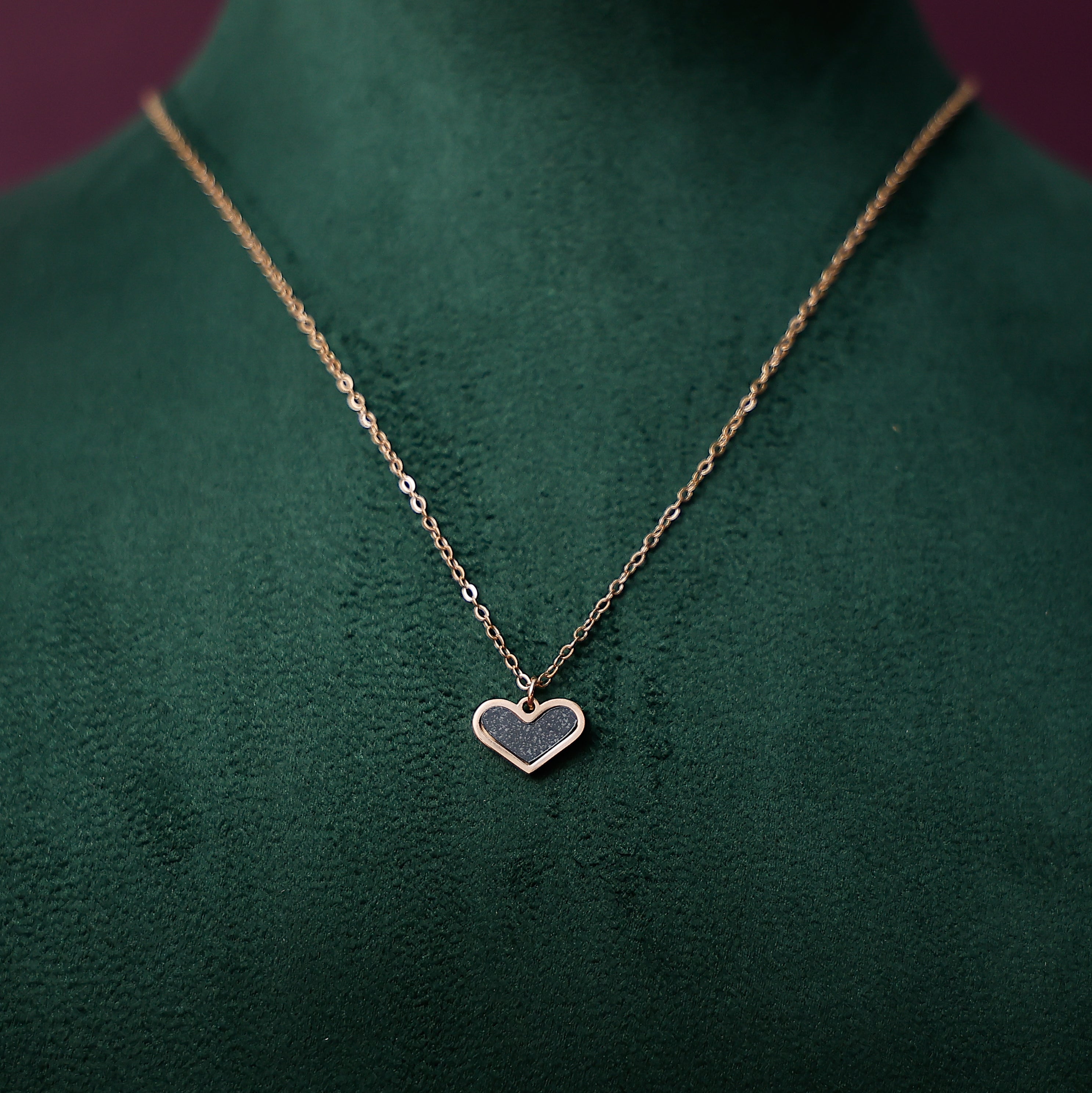 Heart shaped anti tarnish necklace for women in elegant gold-tone finish