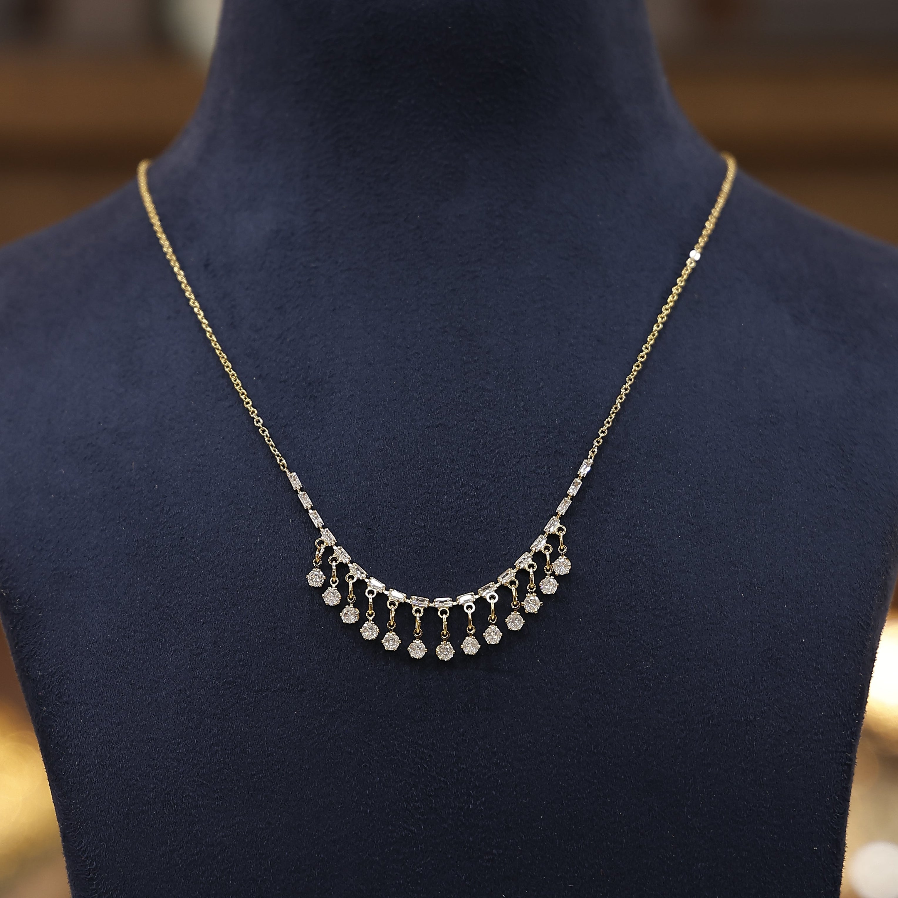 Contemporary chain necklace with shimmering stone accents