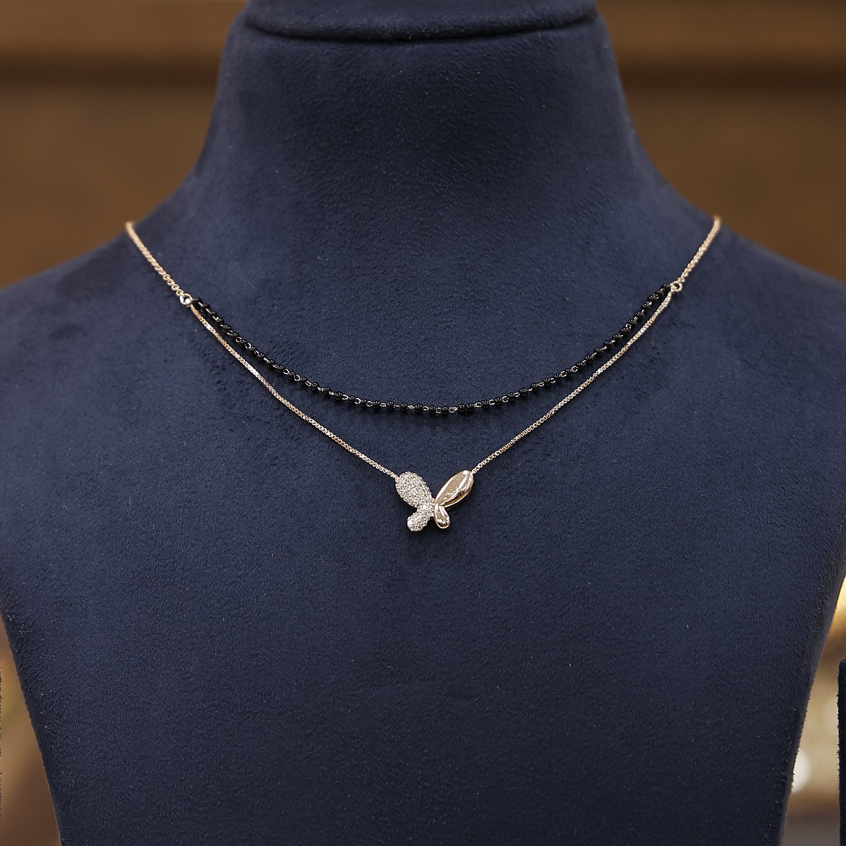 Elegant women’s rose gold mangalsutra necklace