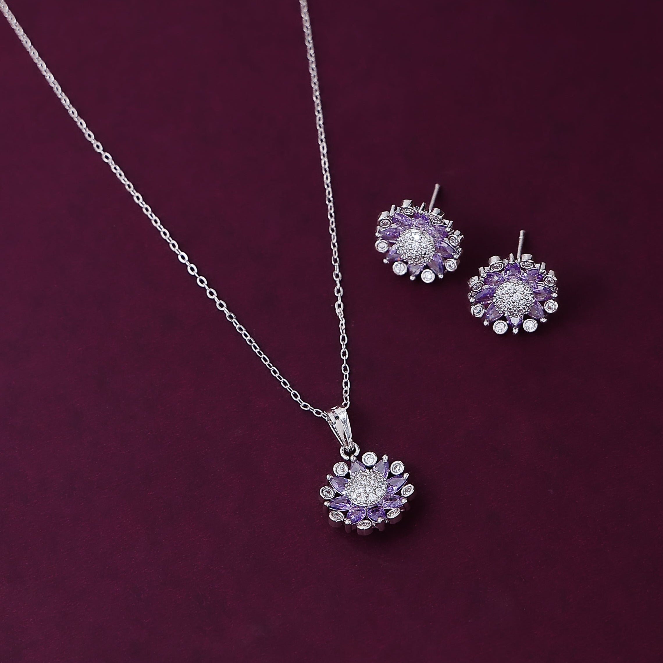 Bloom Sparkle Necklace with Earring