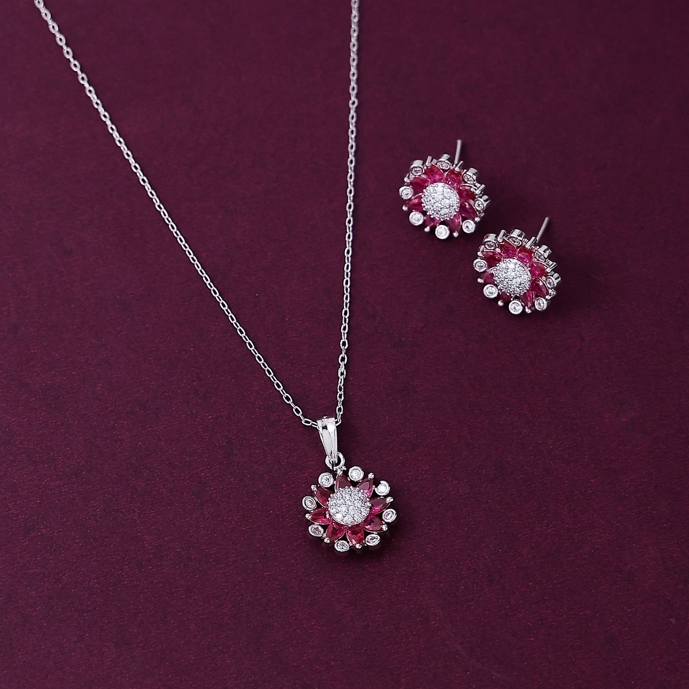 Bloom Sparkle Necklace with Earring