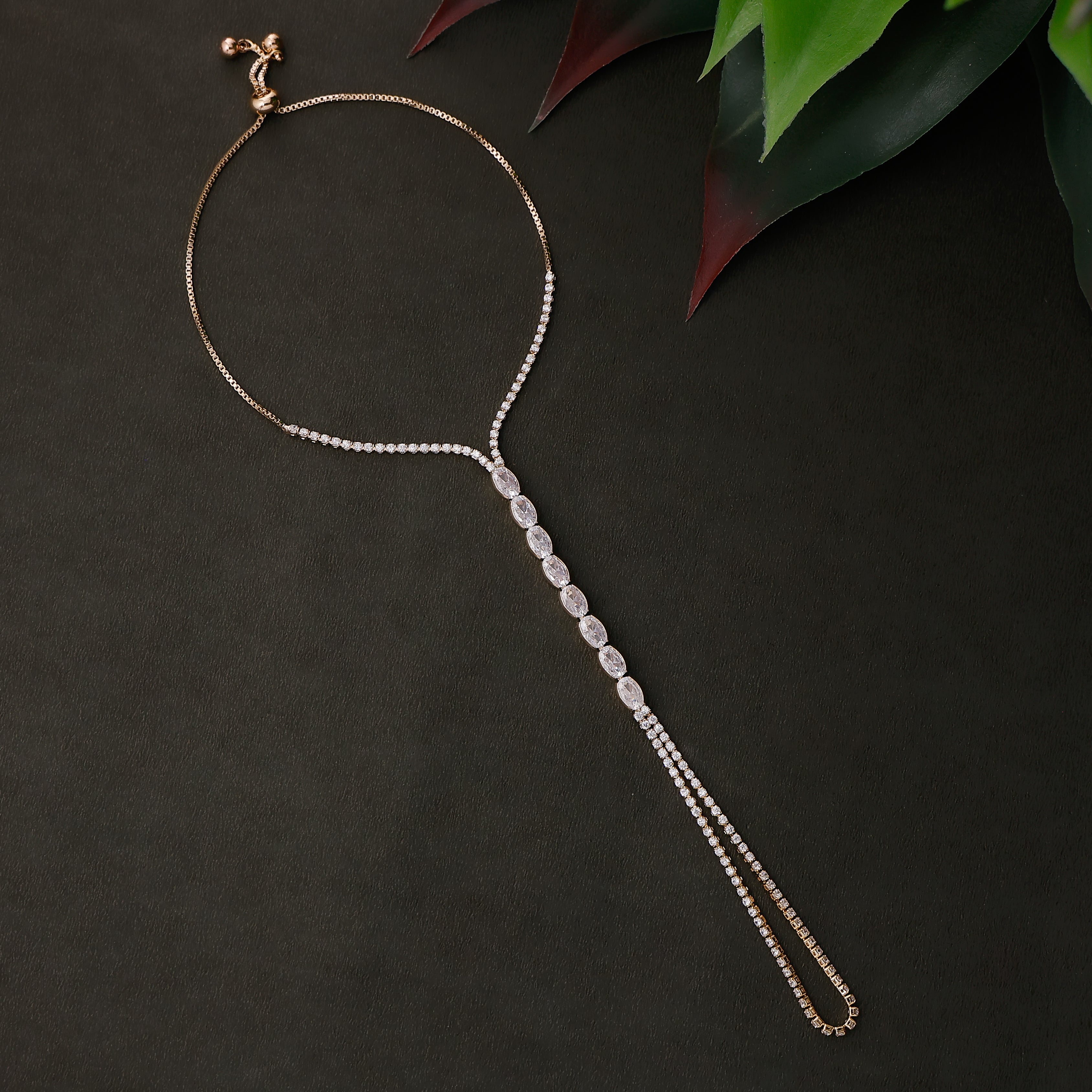 Luna Oval Hath Pan for bridal and festive wear styling